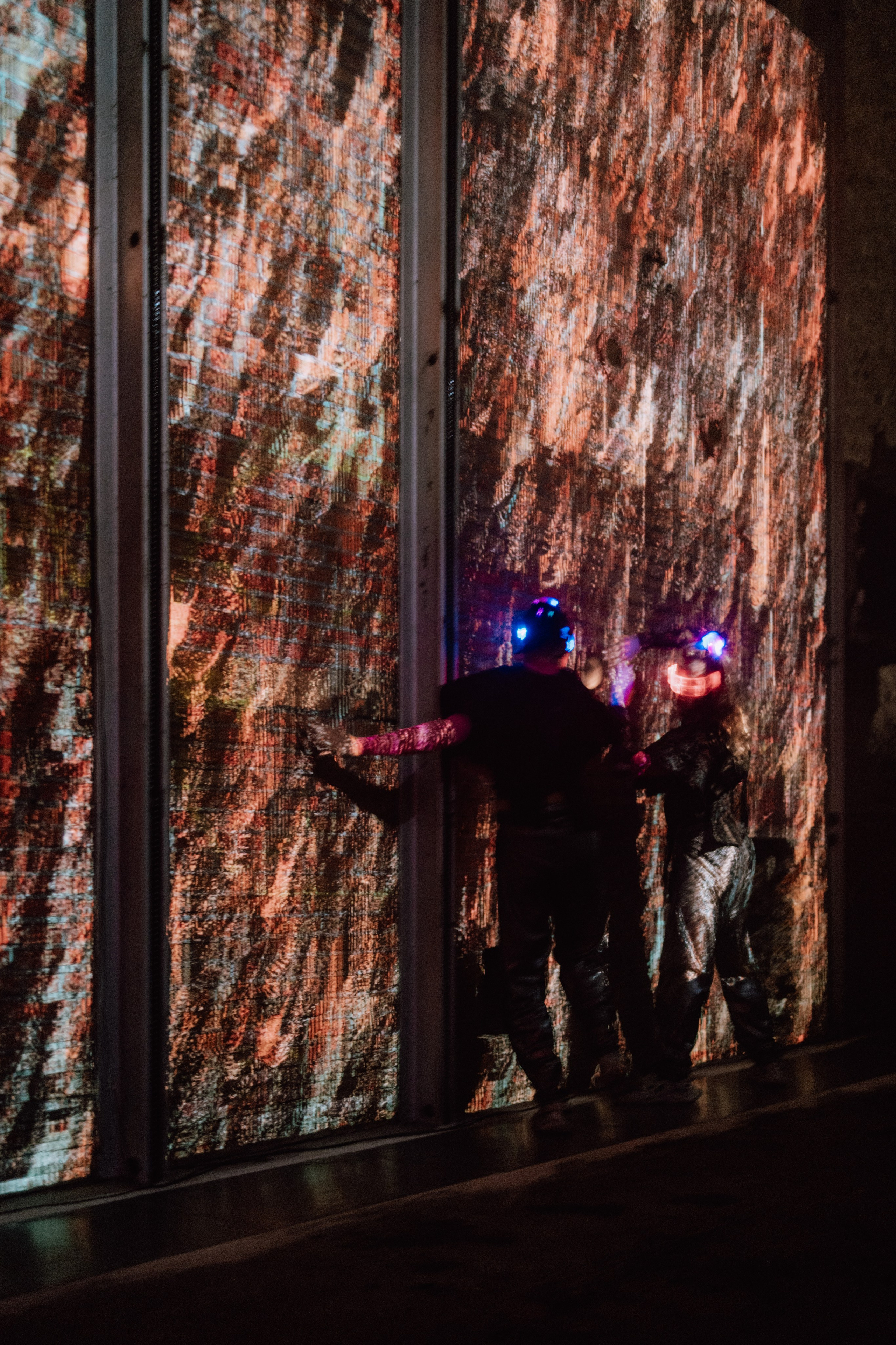 /ENGINE/ MULTIMEDIA INSTALLATION / CURIOSITY MEDIA LAB. Tim Katerinko — Visual Storytelling for Brands, Culture & Events