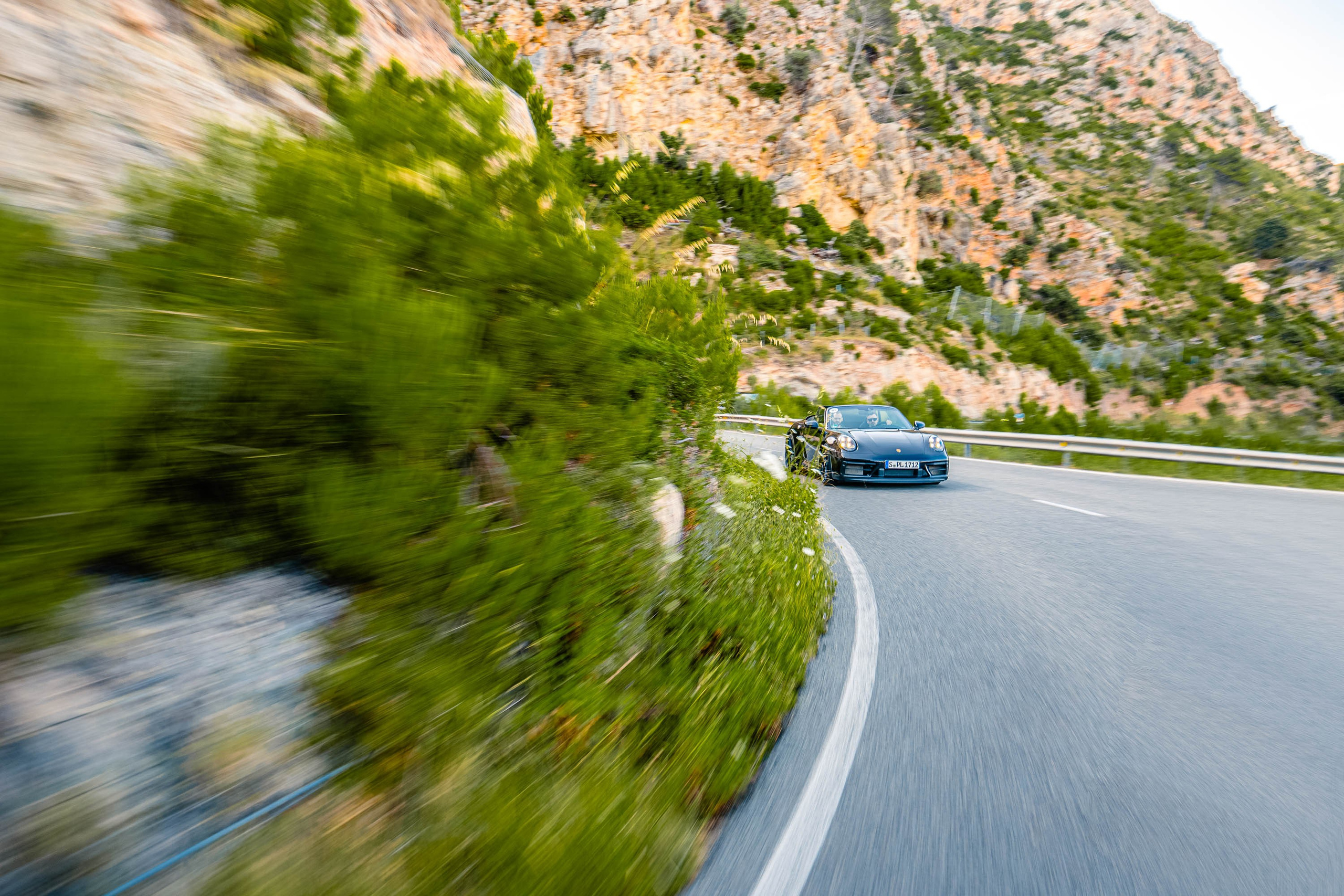 At car presentations in mallorca we drive through the Mallorca Tramuntana roads