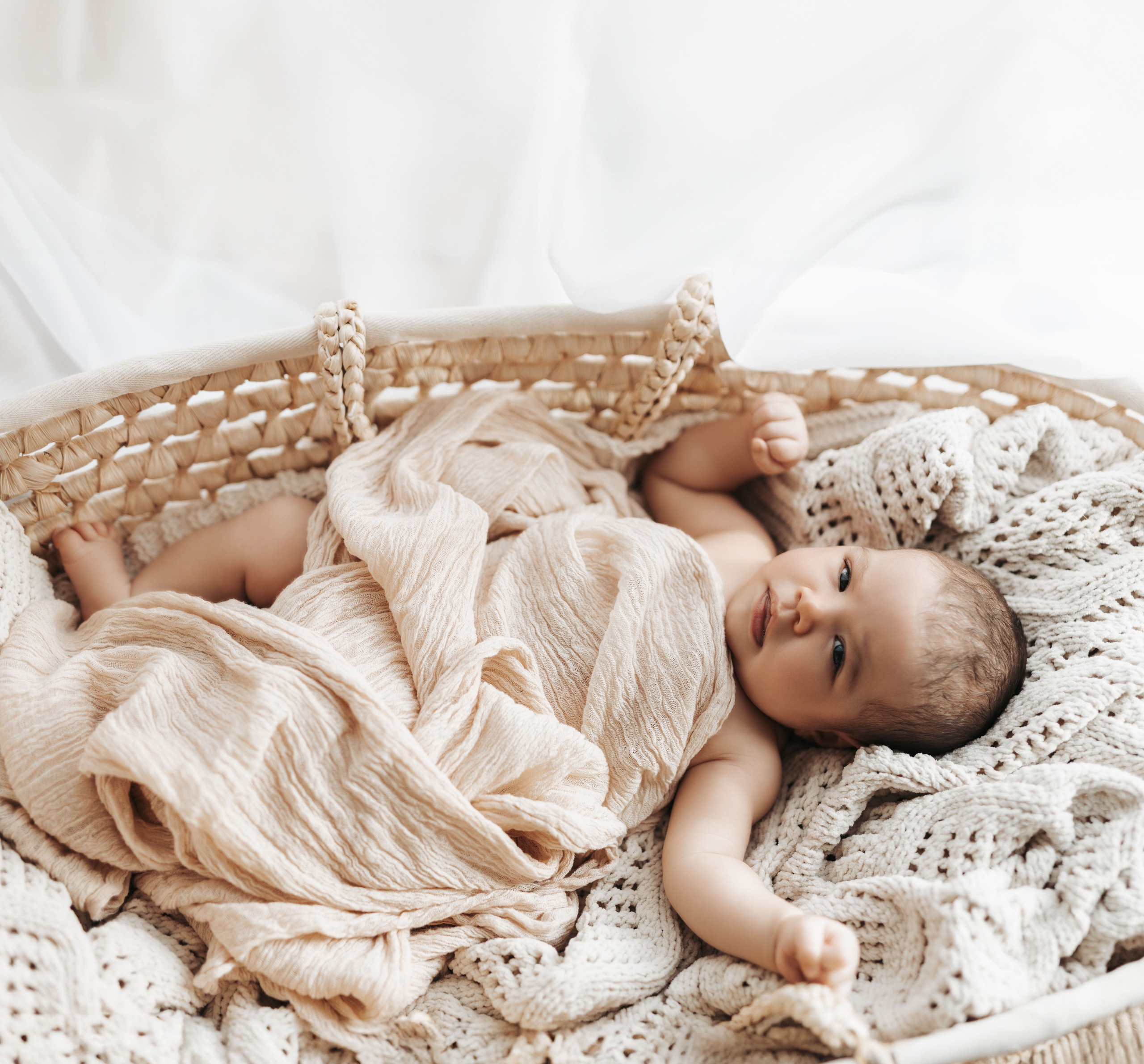 Newborn, kids, family photographer based near Zurich, Switzerland
