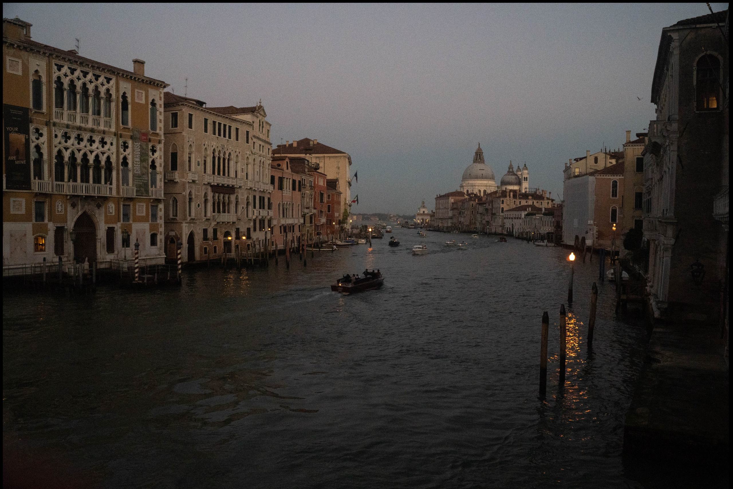 Benetki 2024. Fotografinja in videografinja Mariia Bortiakova iz Slovenije: fotografiranje dogodkov, portretov in snemanje videov po vsej Sloveniji