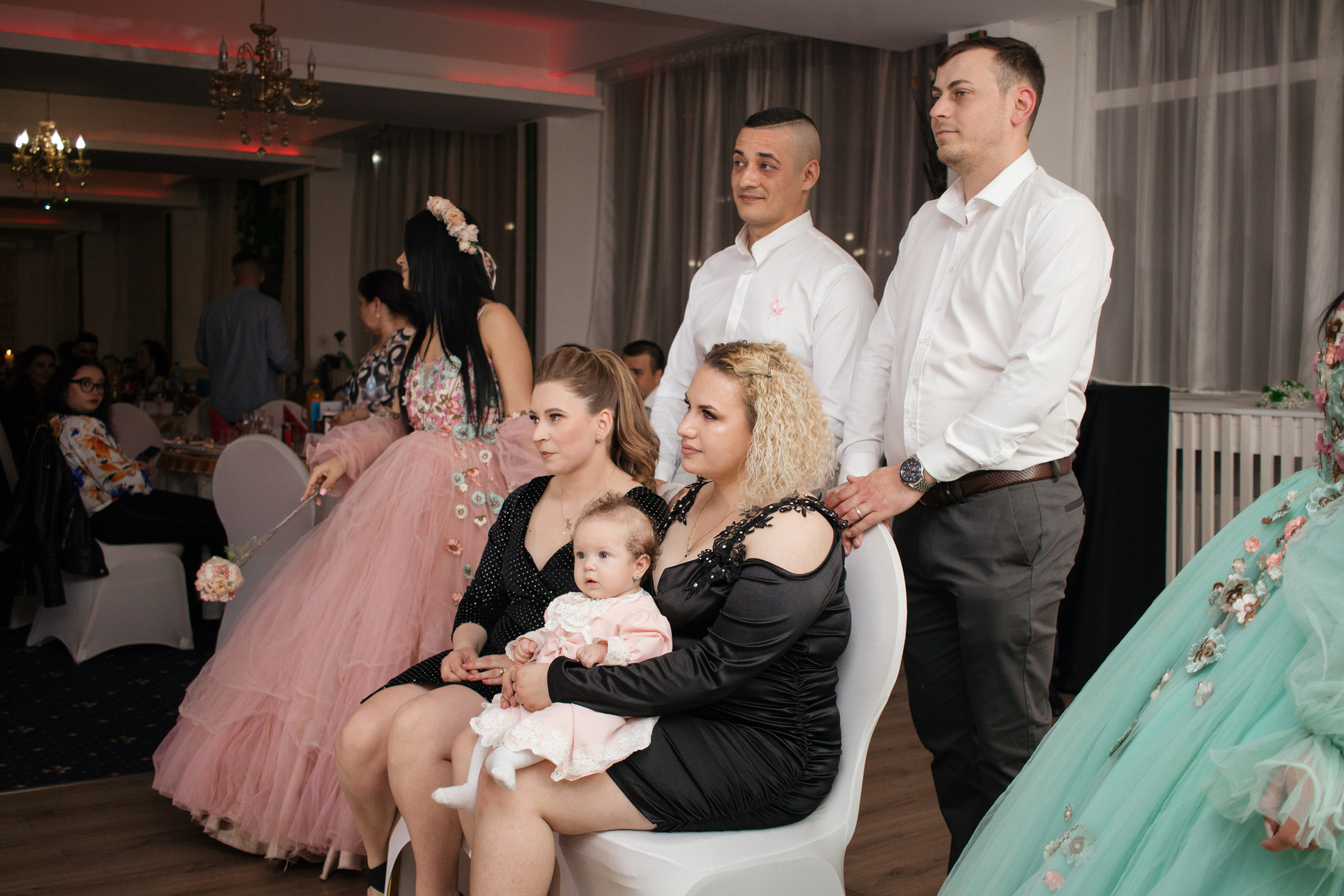 Iris. Fotograf si videograf — evenimente si studio