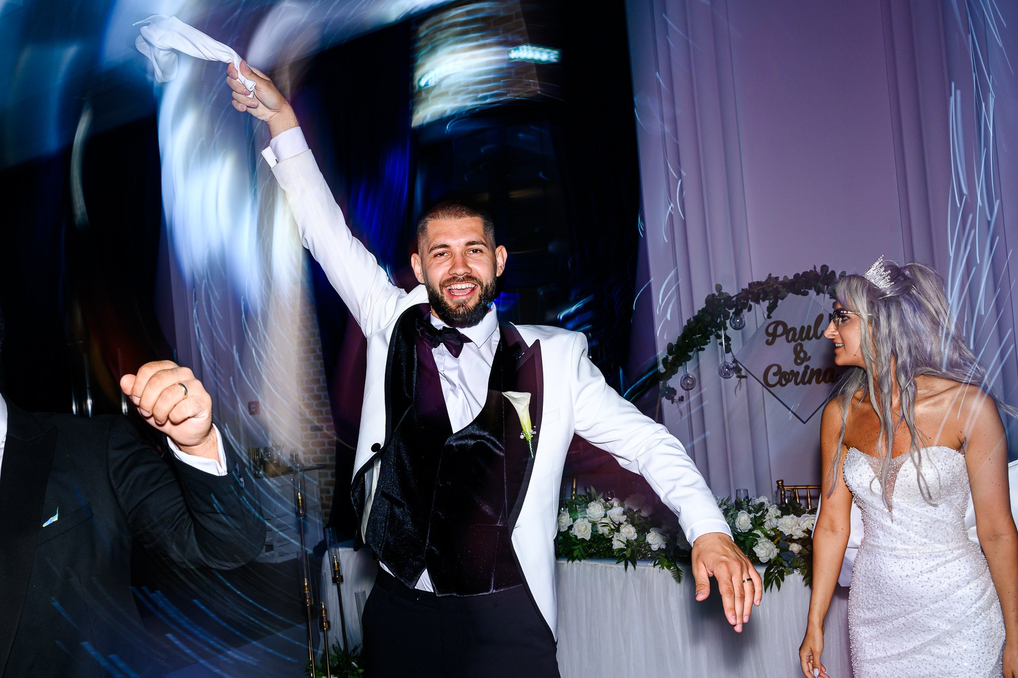 Corina & Paul. Mugurel Olteanu Fotograf