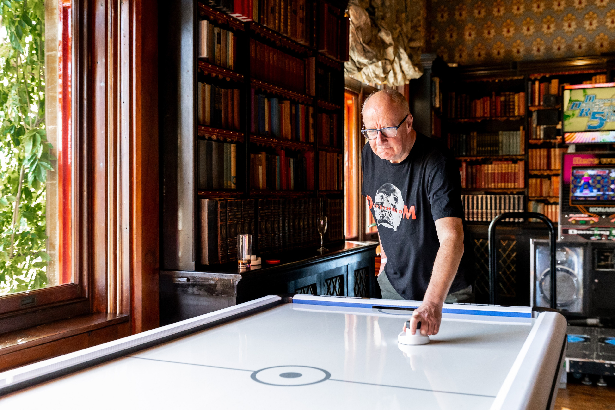 BobFest'23 in 2 days — TRUE LEGEND. September, 2023. Timeless Wedding & Event Photography — based London, working across Europe