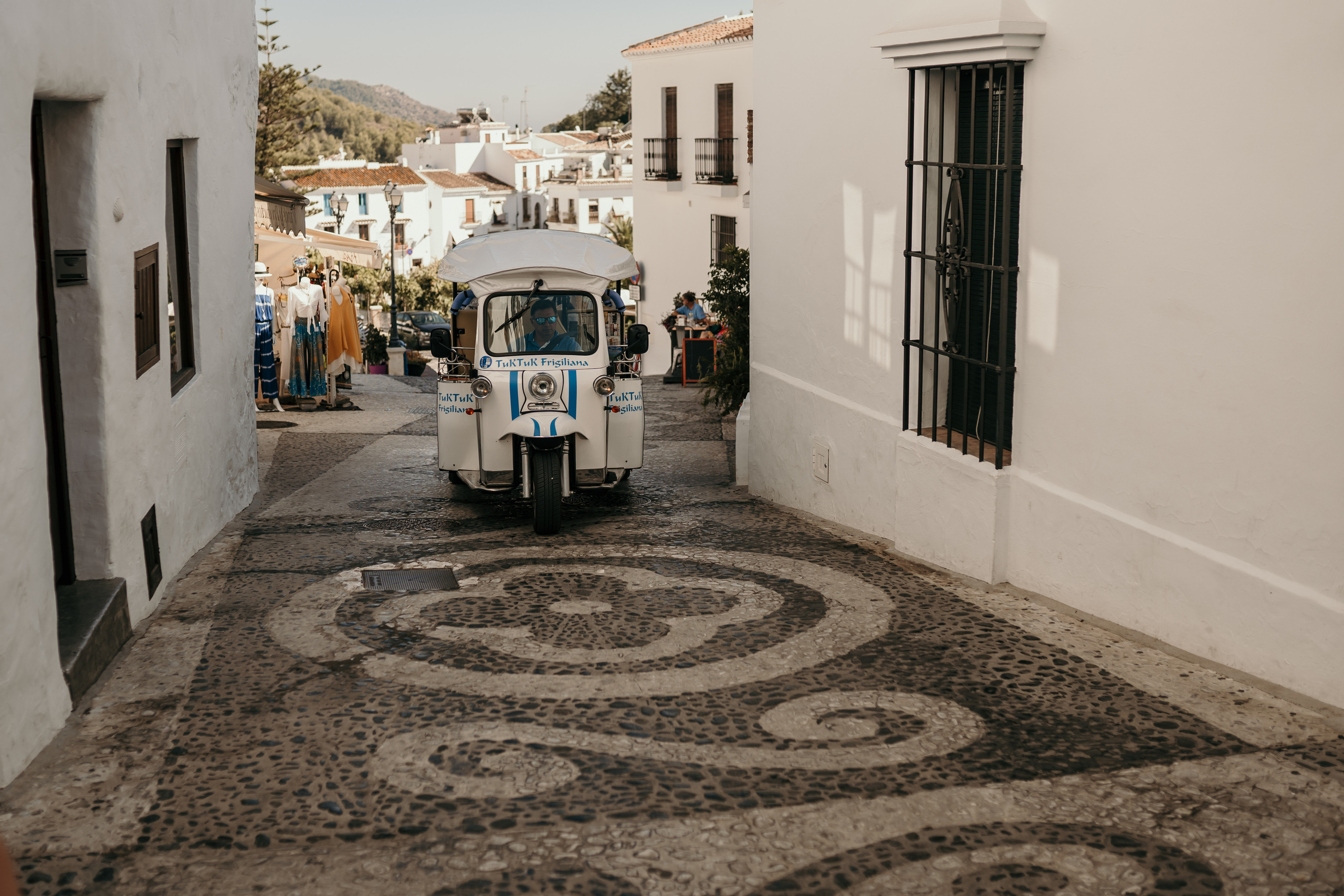 PREBODA EN MALAGA CON NIEVES & ALEJANDRO. Mauricio Alcibar – Fotógrafo de bodas y familias en Palma de Mallorca