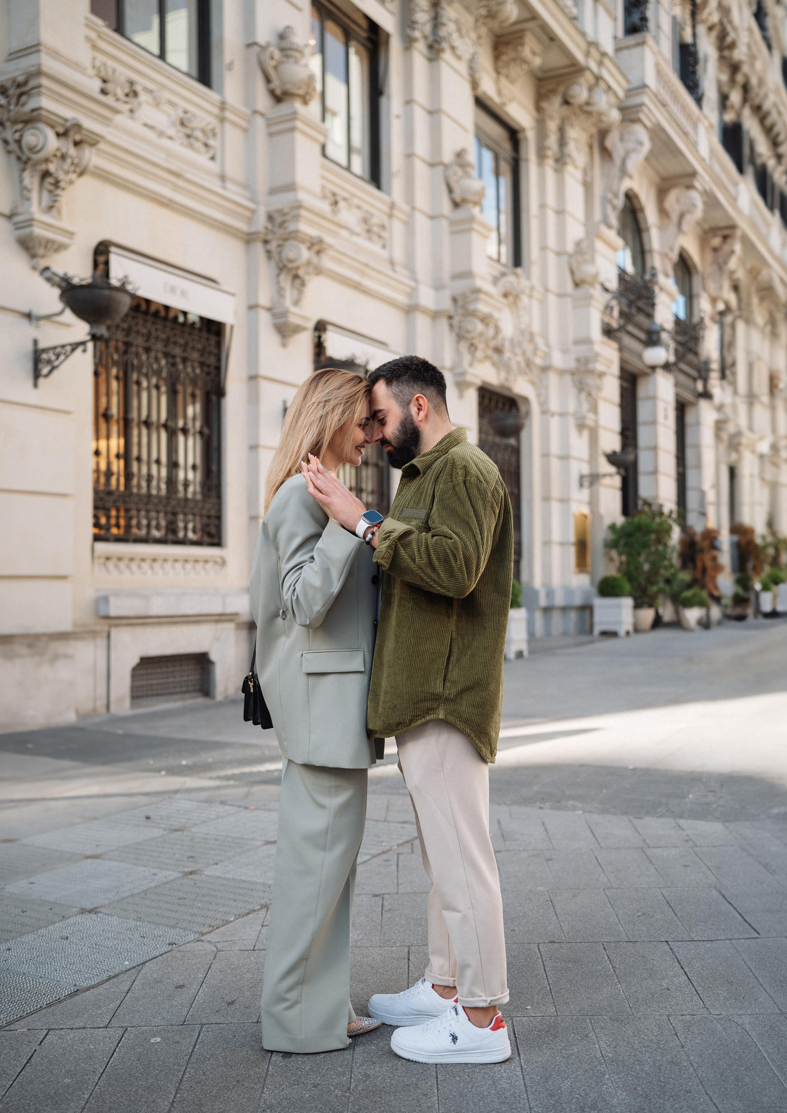 Couple photoshoot Spain. Photographer in Madrid, Spain. Alyona Belyaninova