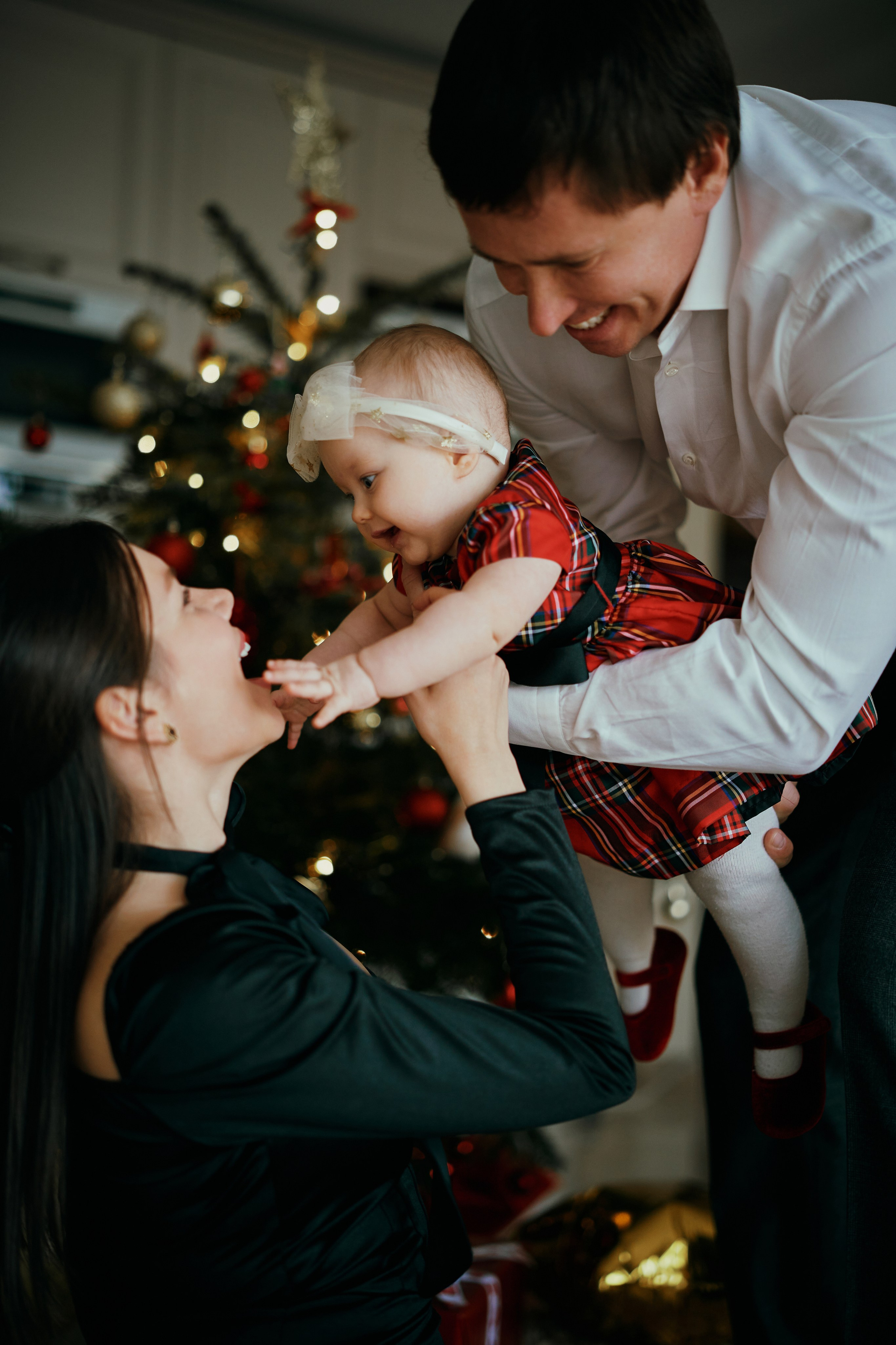 Юрий, Наталья и Алина. Первый новый год. Фотограф в Барселоне Жанна Захарченко