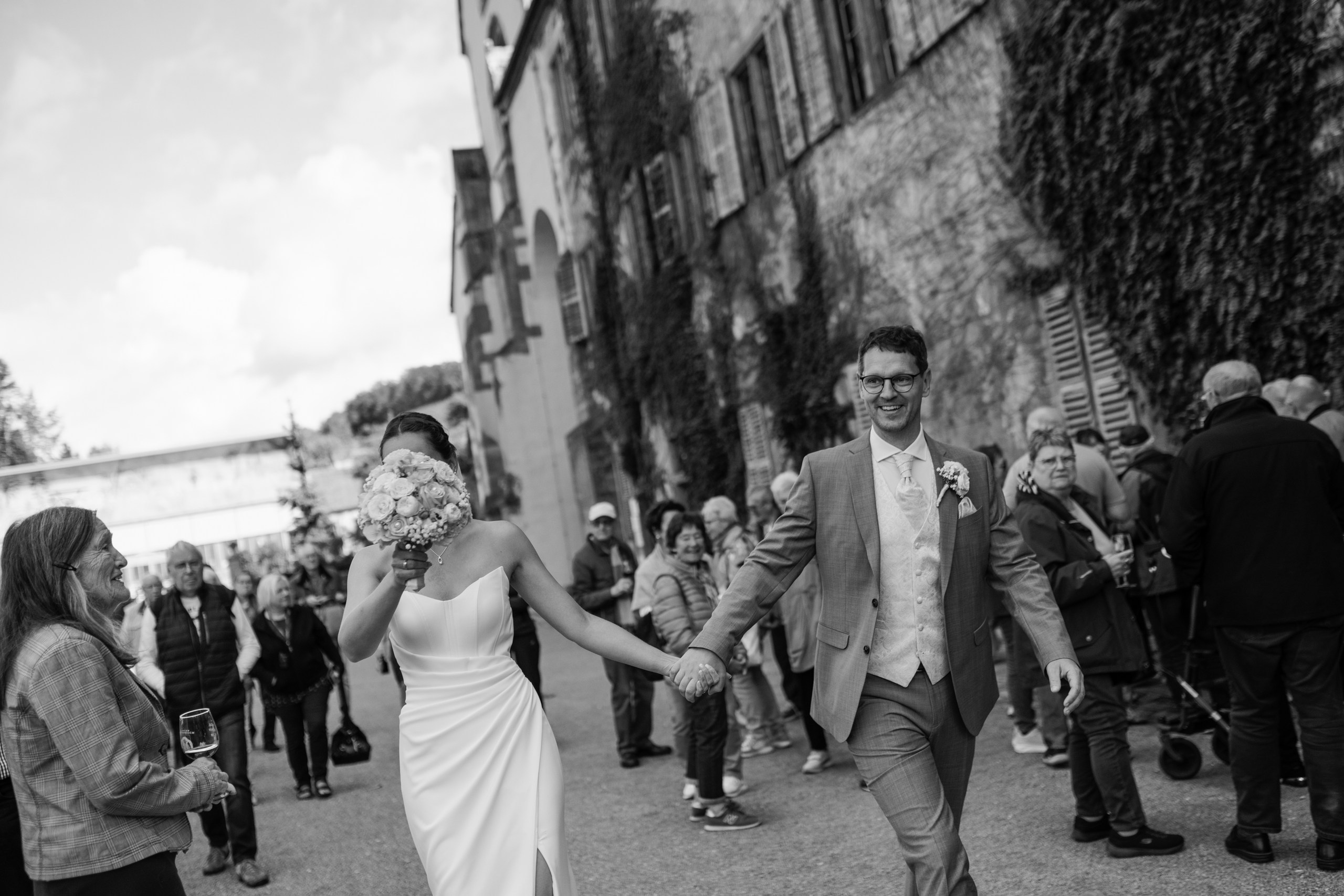 Hochzeit Kloster Bronnbach – Hochzeitsfotografin Würzburg. Anna Saribekyan – Beste Hochzeitsfotografin in Würzburg, Top 10 in Deutschland