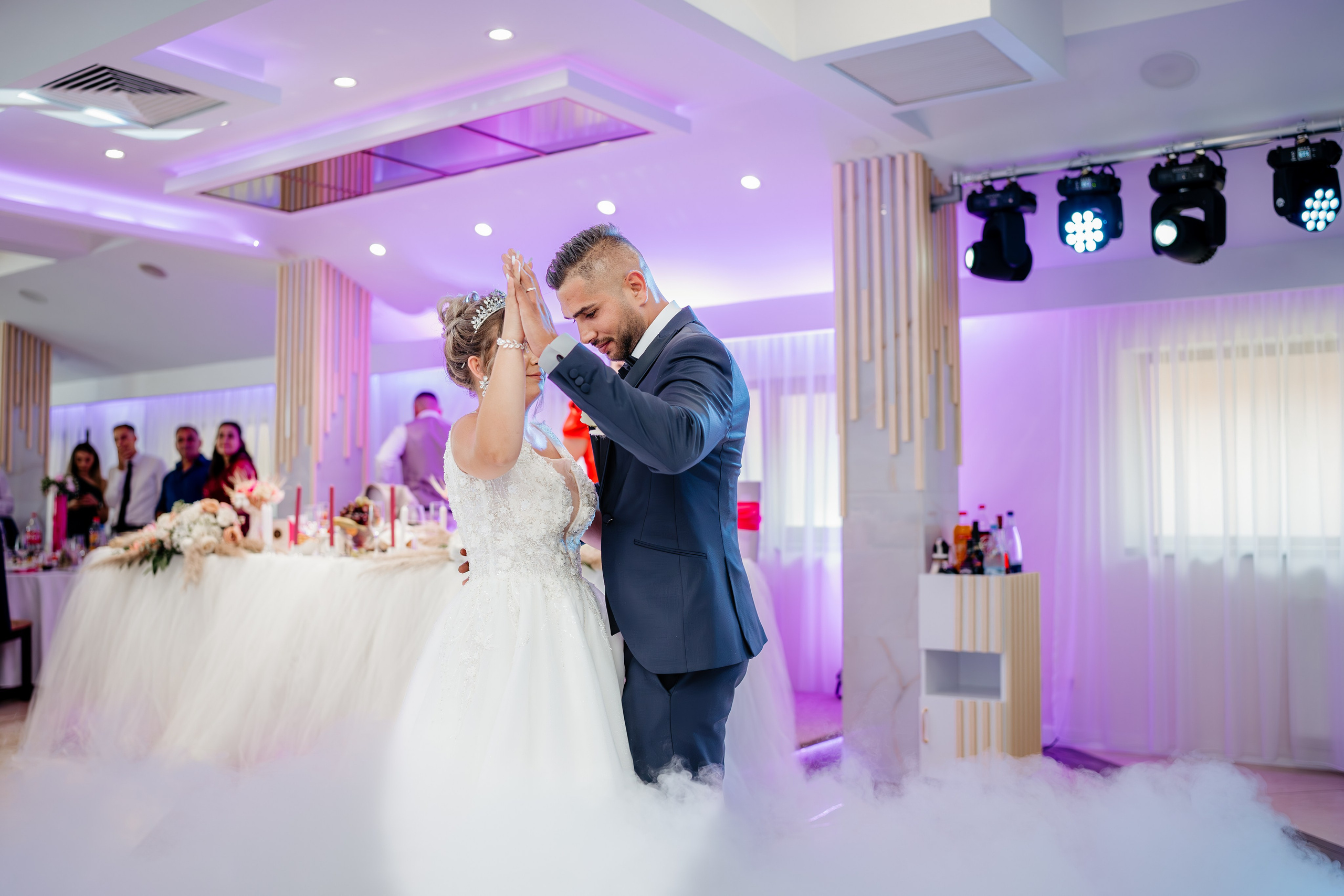 Roberta&Claudiu. Avram Madalina Photography