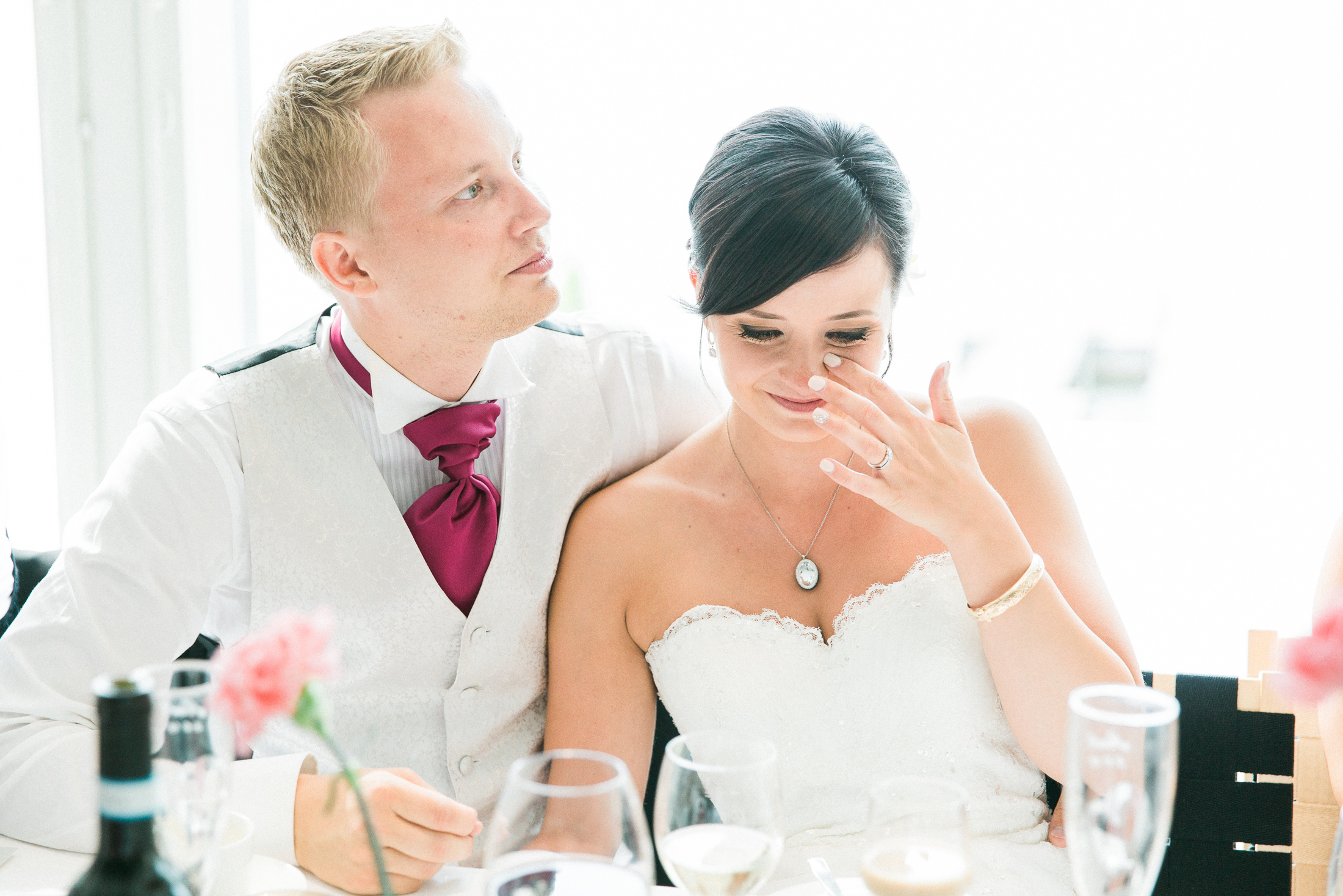 Anniina ja Antti, dokumentaarinen hääkuvaus Villa Katayssa