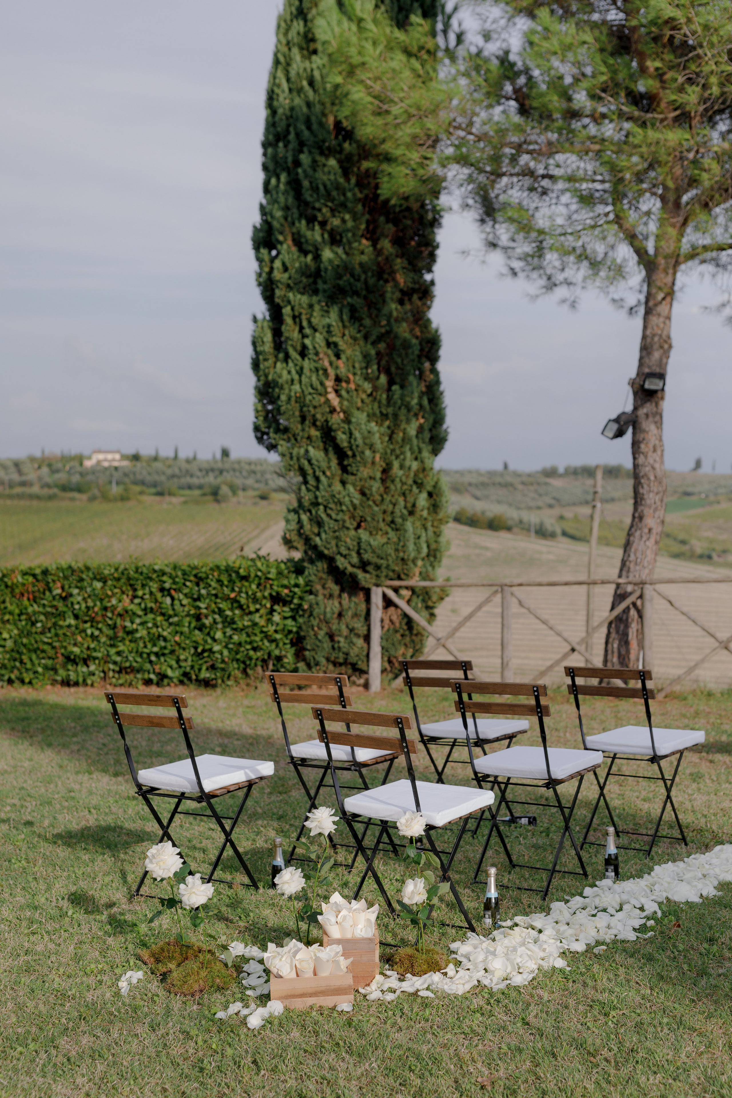 Dom&Ally. Wedding photographer Italy