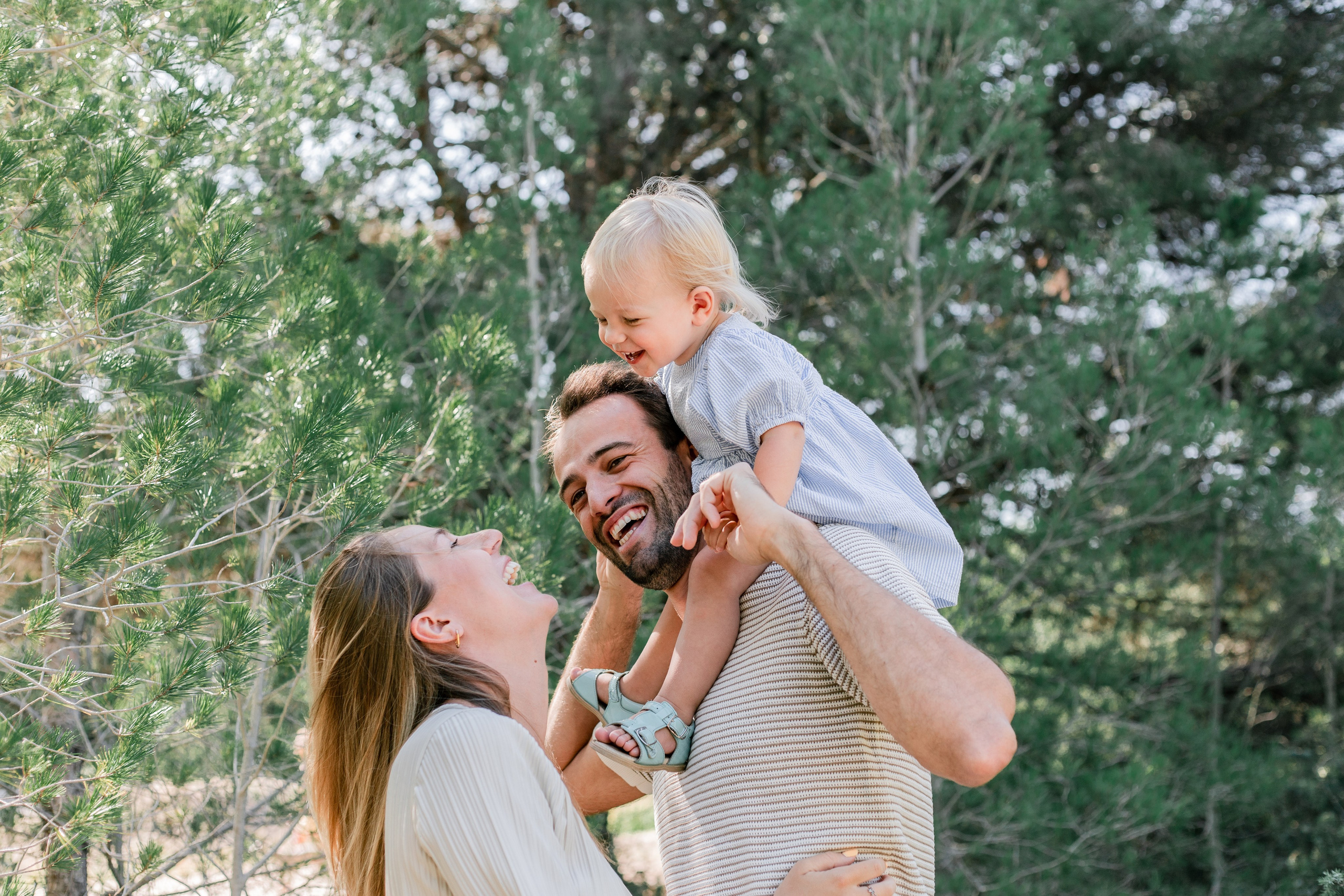Studio photo « Partage ton bonheur » – Photographe famille près de Châtellerault, Poitiers et Tours