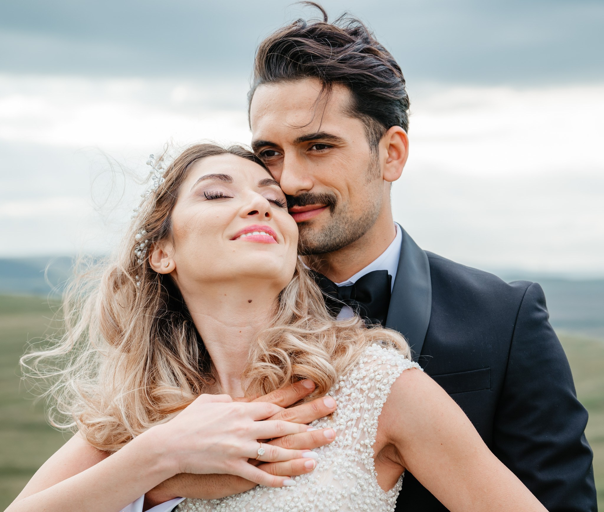 Alexandra & Robert. Www.besttalesstudio.com