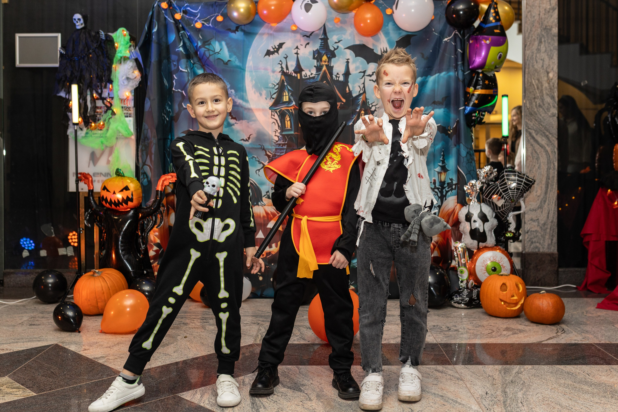 Leo dance studio Helloween 2025. Семейный и детский фотограф в Варшаве Мила Бобровская