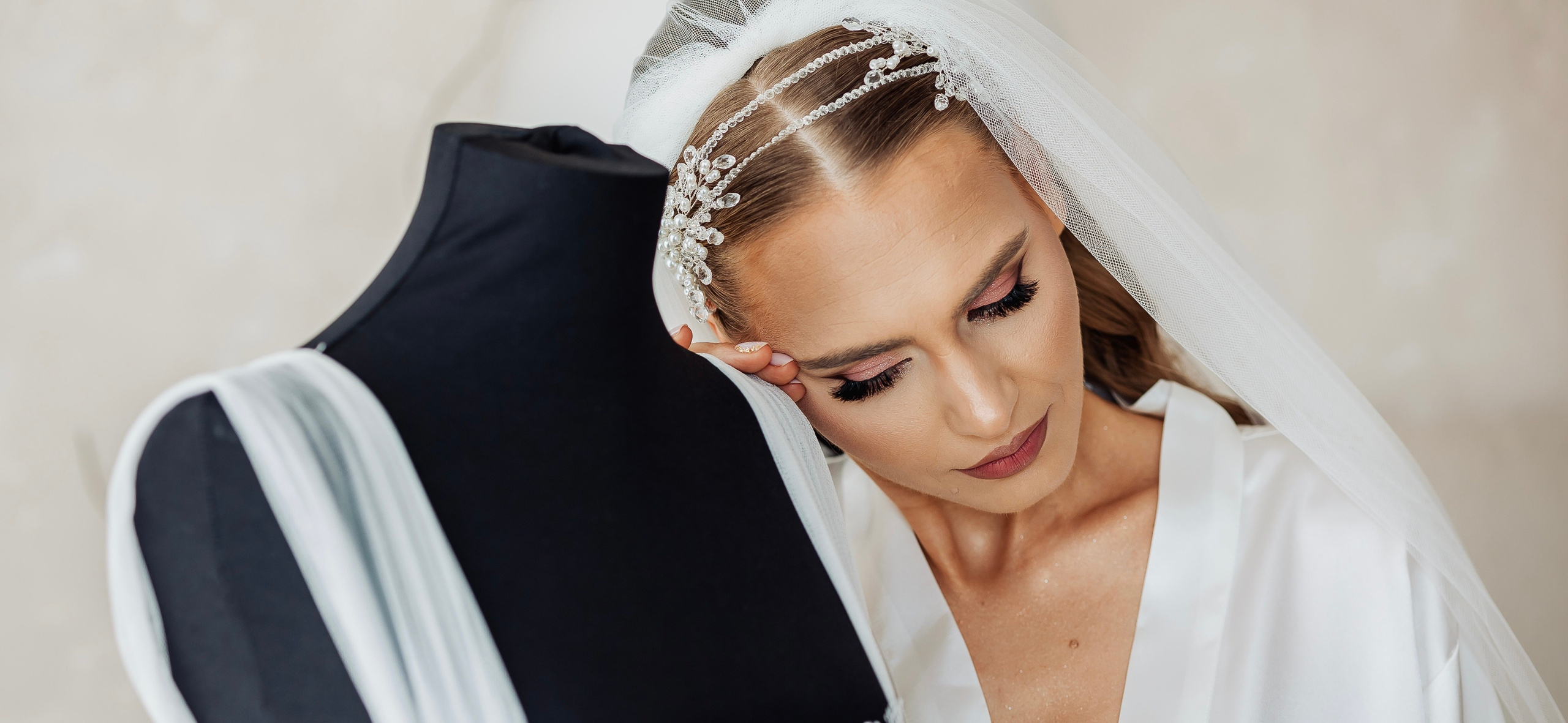 Capturăm clipe, Transmitem emoții, Creăm amintiri de neuitat!