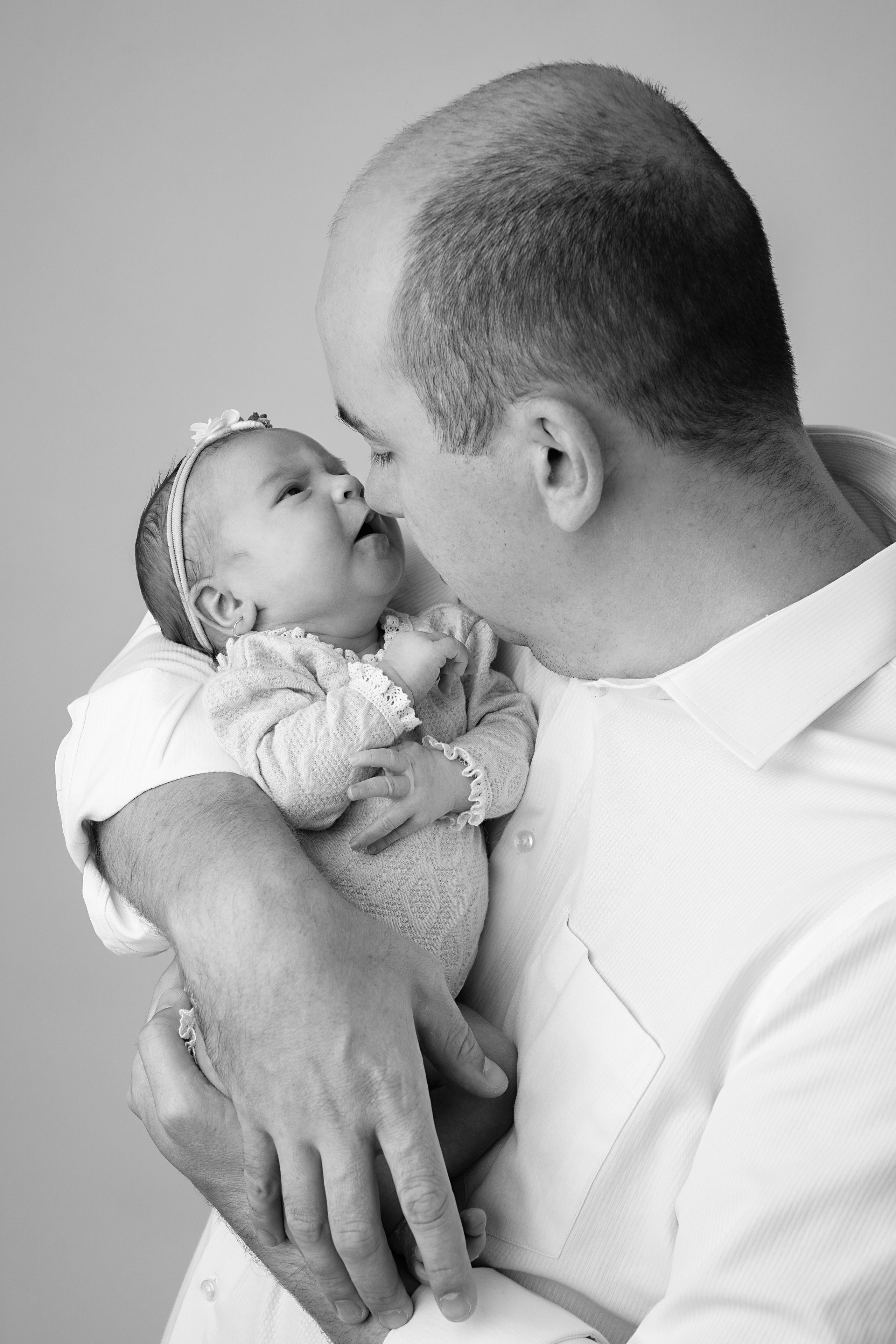 Newborn. Fotograf maternitate, nou-născuți și familie în Cluj-Napoca | Roxana Rusu