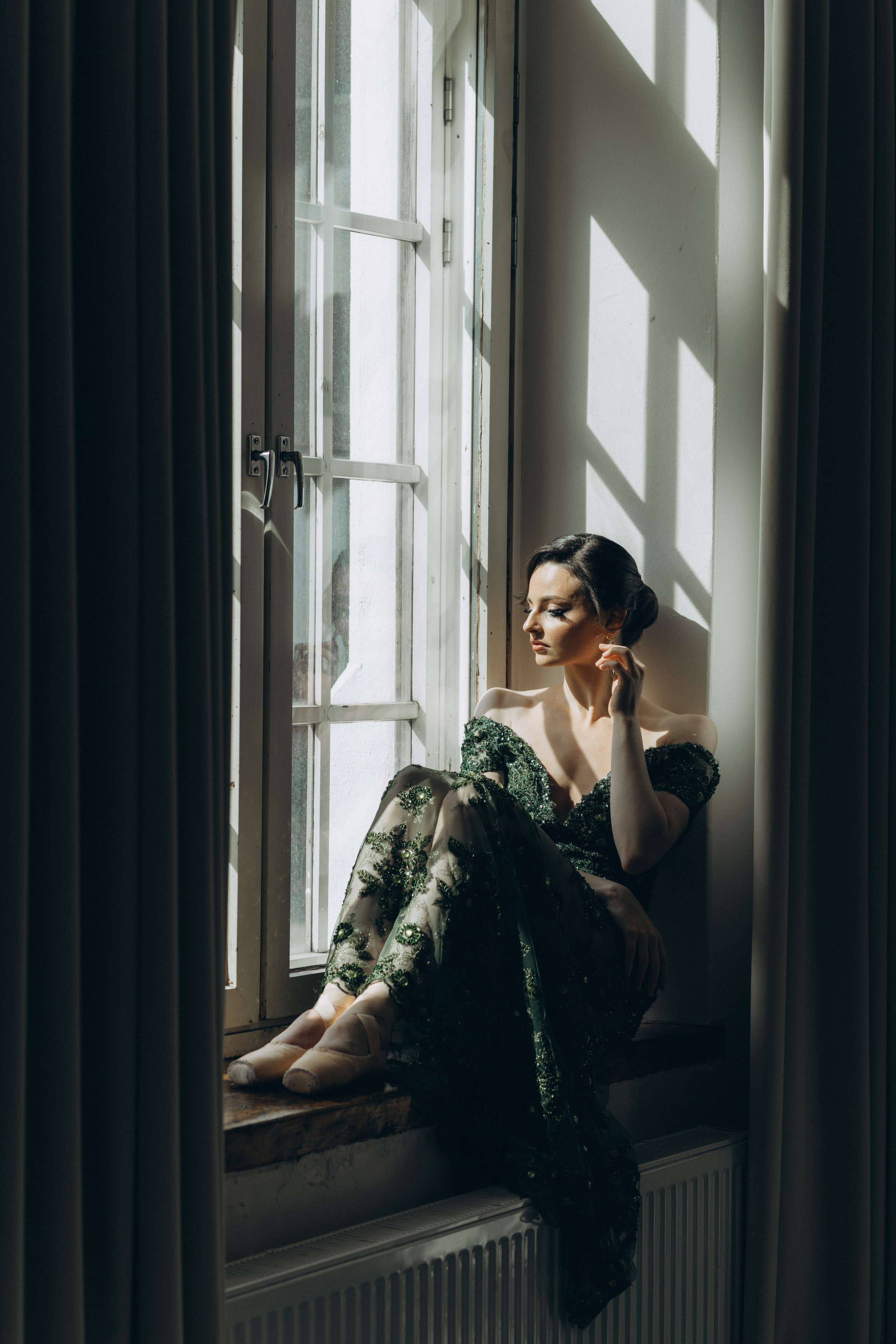 Riikka Couture, Riikka Ikäheimo, Violetta Keller, Portrait, Dancer. Wedding and portrait photographer in Helsinki Vickan O