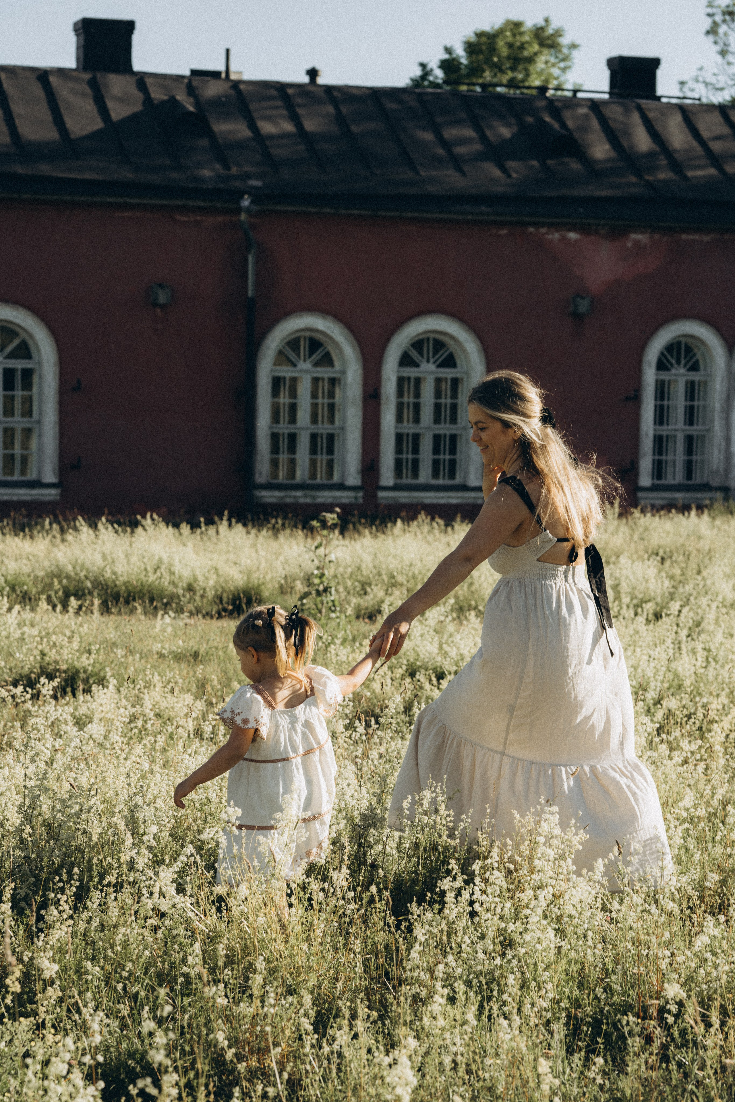 Beloved. Wedding and portrait photographer in Helsinki Vickan O