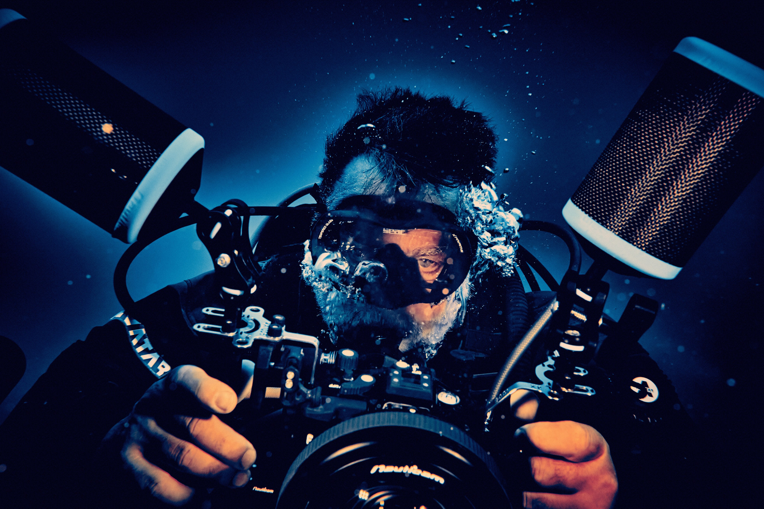 Fotograf podwodny Andriej Szypiłow. Portret podwodny. Underwater photographer Andriej Szypilow. Underwater portrait.