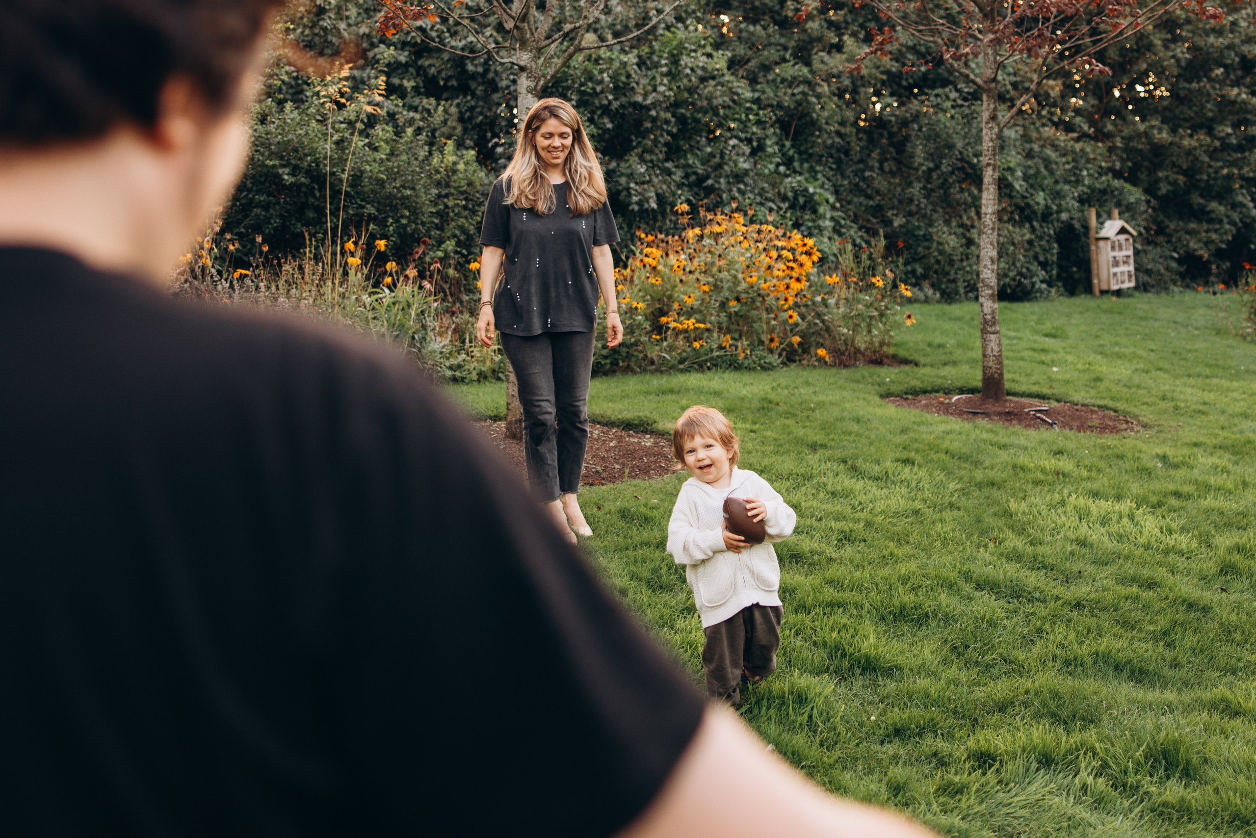 Maksim with parents (Queen Elizabeth Olympic park). Anastasia Klink, Photographer in London