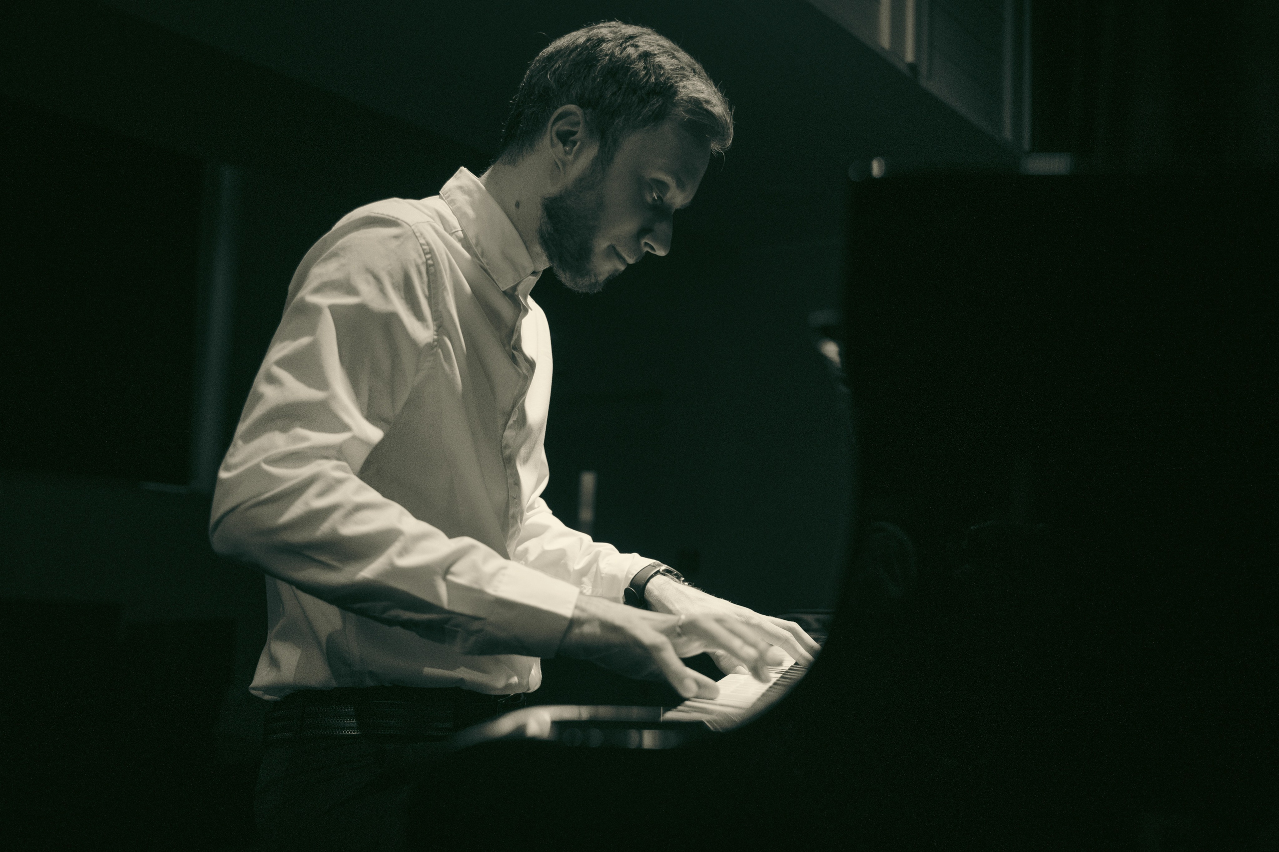 Fotografiranje dogodkov. Fotografinja in videografinja Mariia Bortiakova iz Slovenije: fotografiranje dogodkov, portretov in snemanje videov po vsej Sloveniji