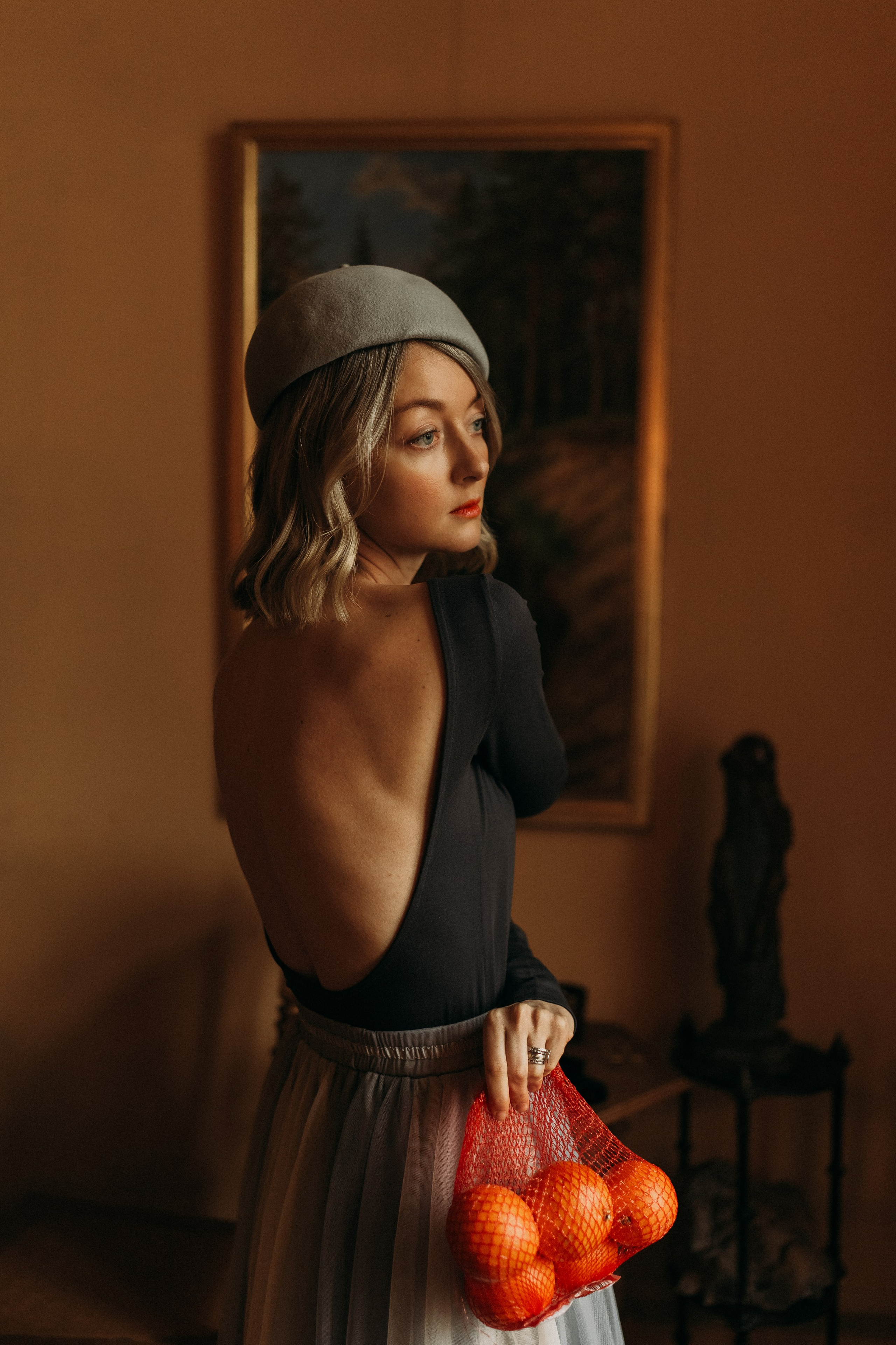 Woman phoshoot. Wedding and portrait photographer in Helsinki Vickan O