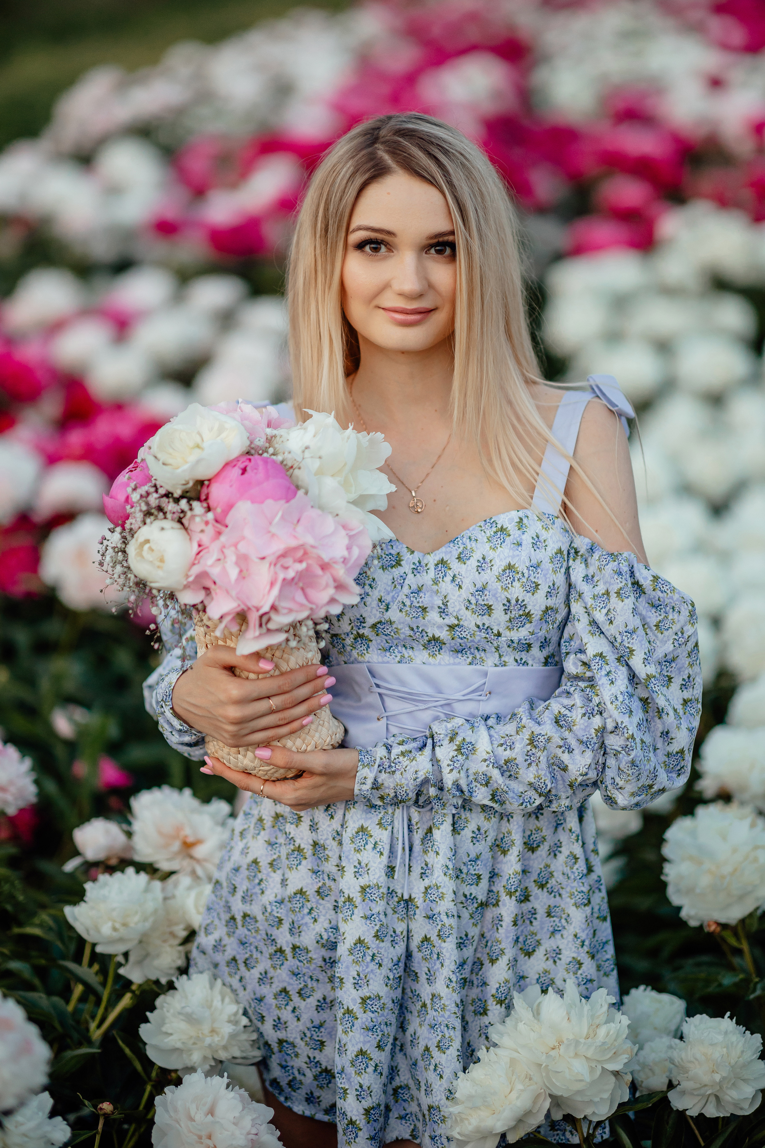 Утопая в пионах. Фотограф в Мюнхене Анастасия Воробцова