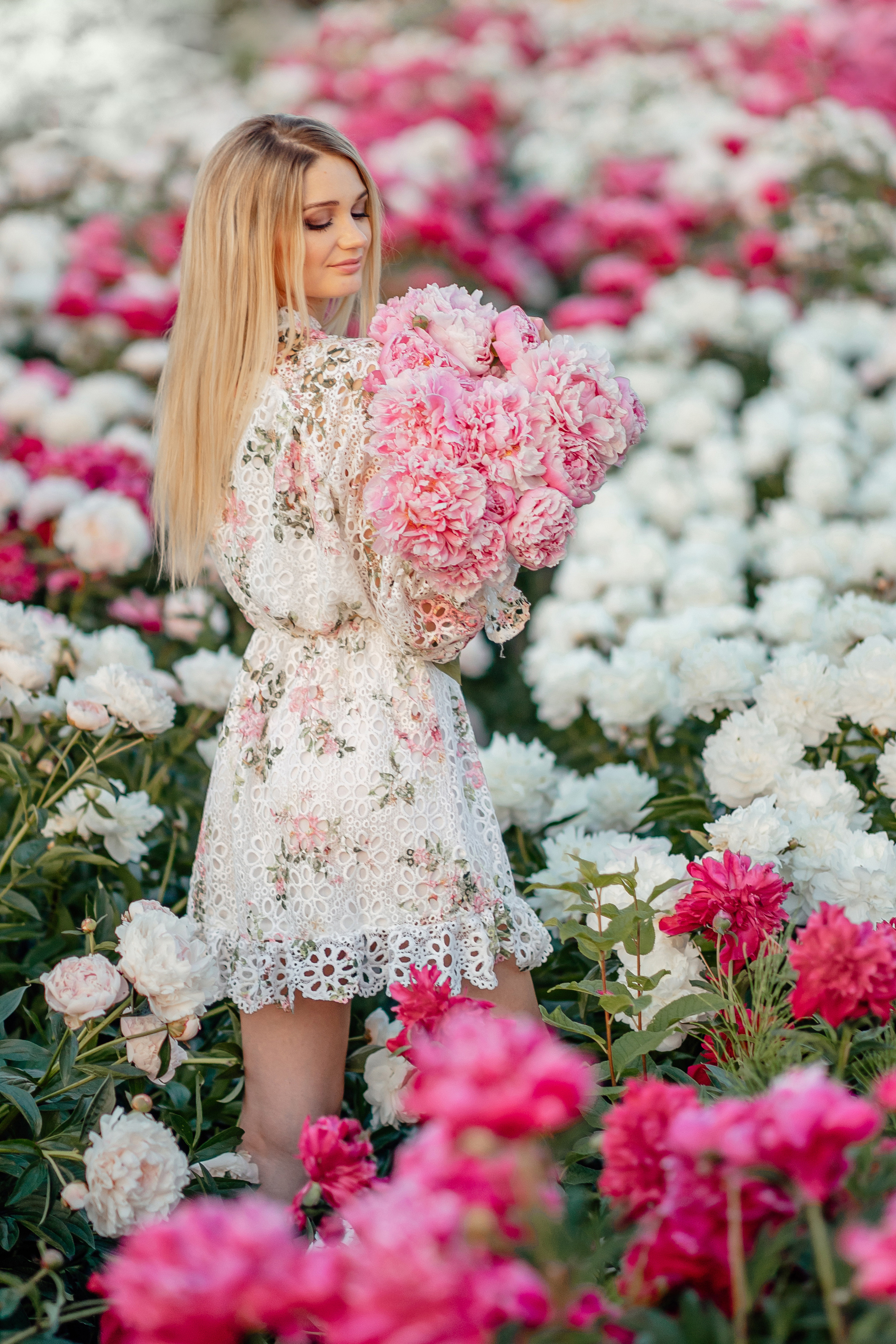 Утопая в пионах. Фотограф в Мюнхене Анастасия Воробцова