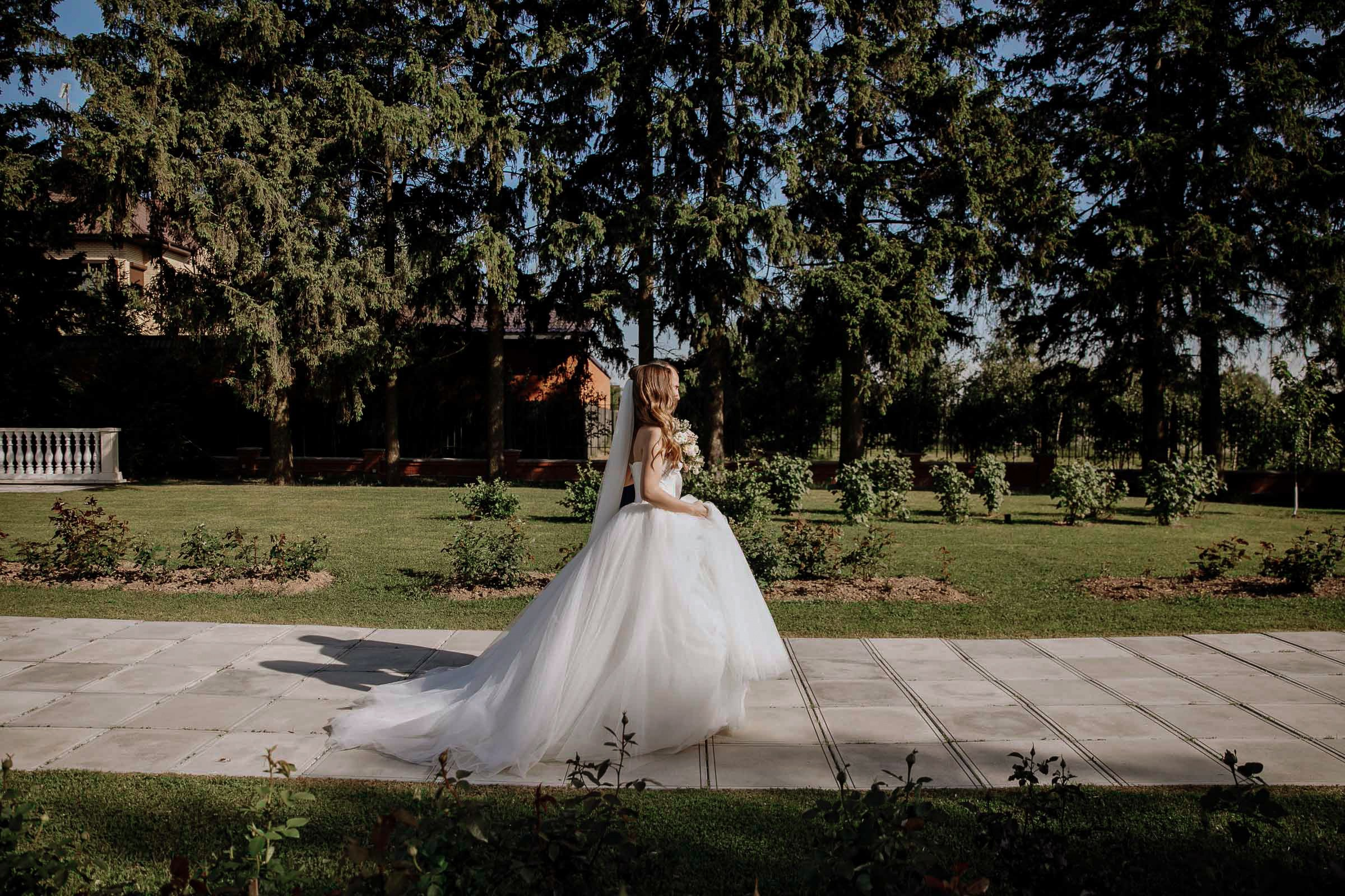 Bride walking down aisle, by Tanya Bodgan, Bude, Cornwall wedding photographer.
