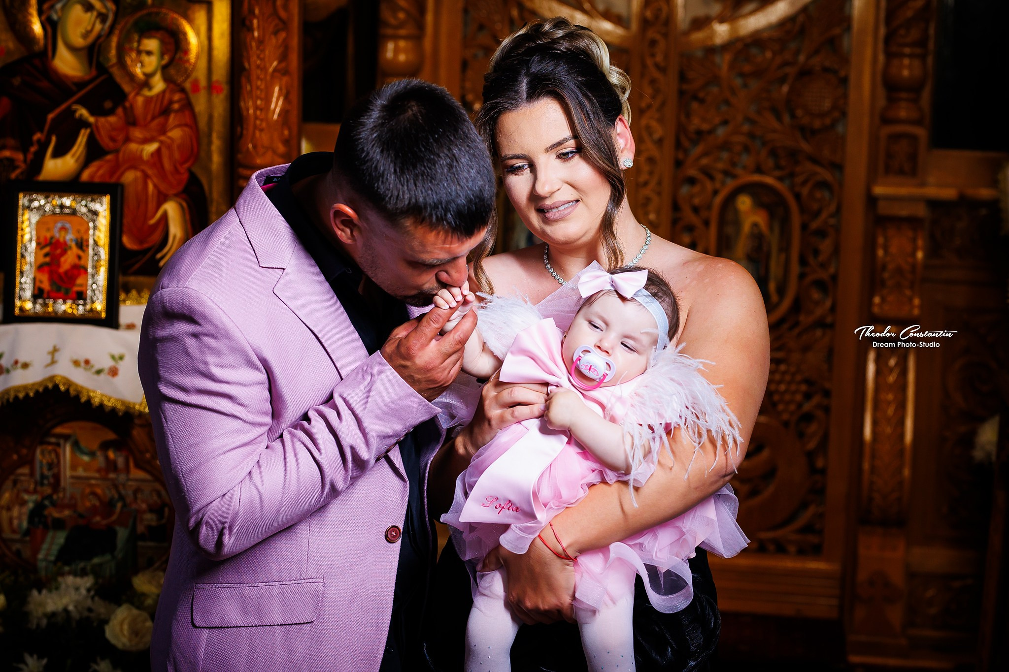 Botez. Dream Studio Galați – ședințe foto profesionale pentru familie, portrete și evenimente