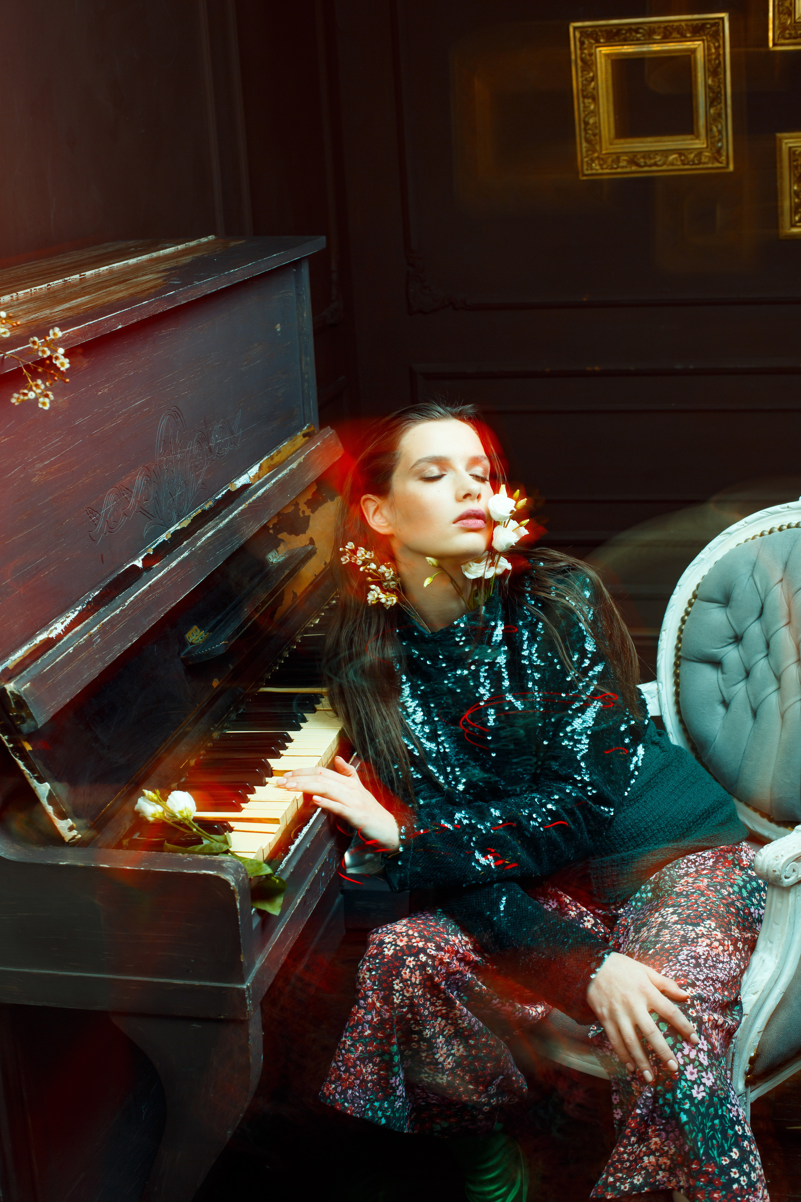 Portrait, fashion and art photography. Wedding and portrait photographer in Poland Vitali Frozen