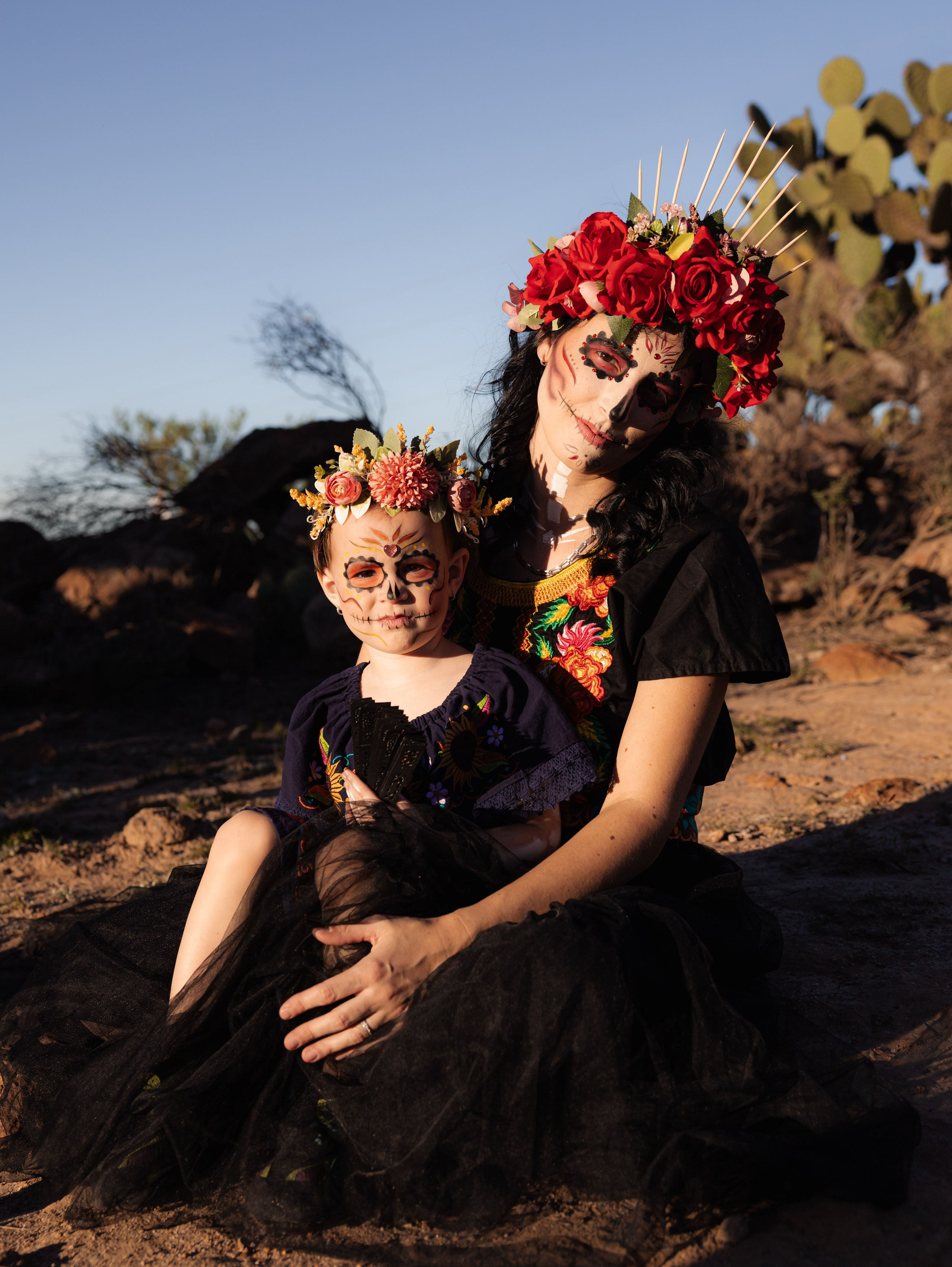 Day of the Dead | Family Photoshoot. Lifestyle a rodinná fotografka v Pisku Oxana Telupilova