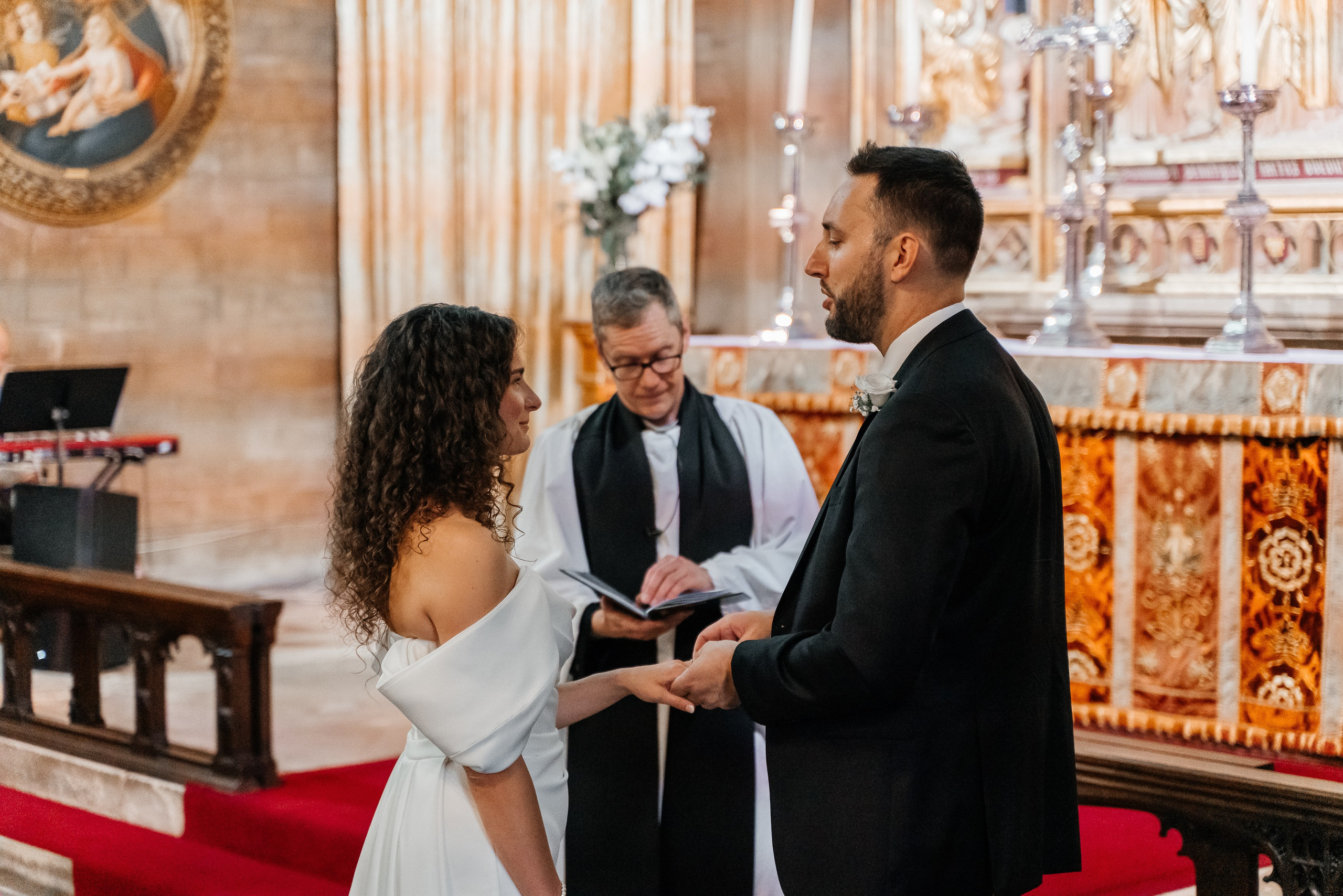 Wedding ceremony at The Lower chapel in Eton, Wedding in Eton, wedding photographer in Eton, wedding photographer in Eton