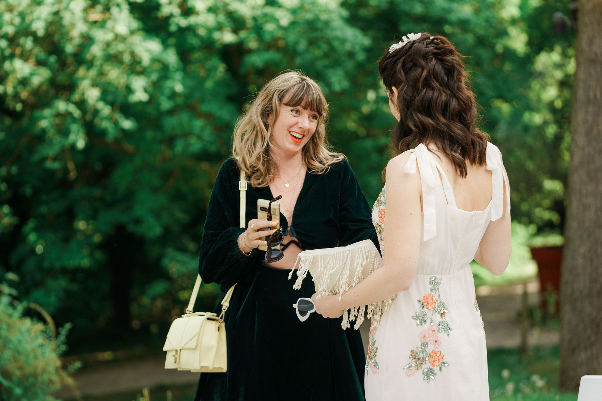 K& F, destination wedding photographer in L’Orangerie de l’Orée du Bois, France