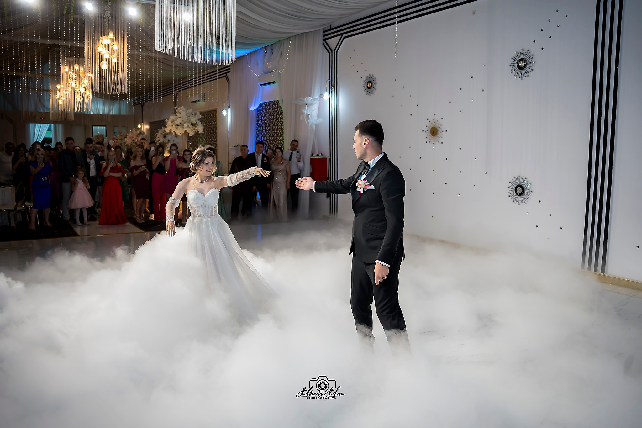 Fotograf de nunta Constanta. Servicii foto video Constanta. MCM Happy Studio – Fotograf & Videograf Evenimente | Nuntă & Botez