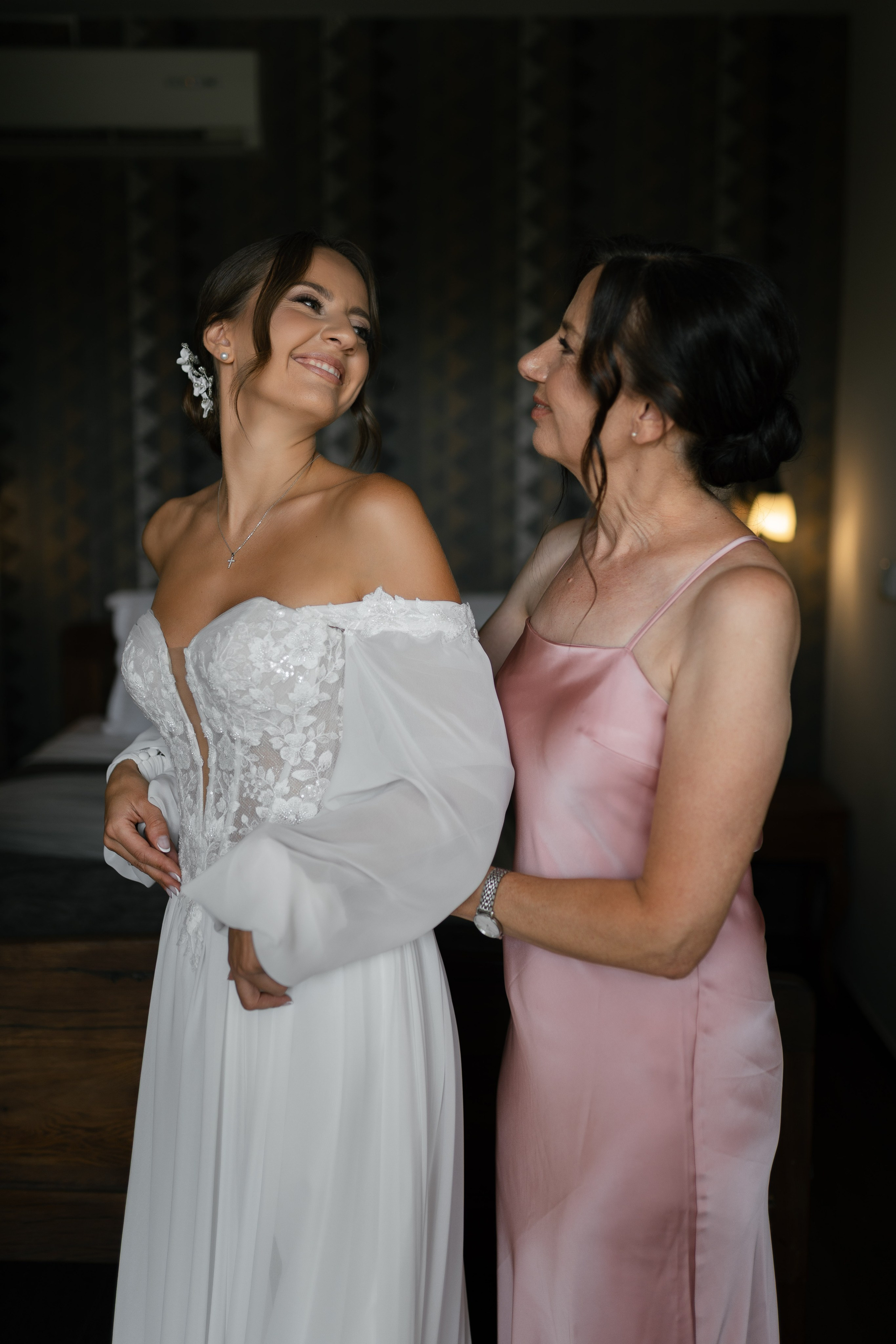 M&D|Between City Lights and Hidden Oasis. Black Sheep Produkcija| Wedding Photography and Wedding Films, based in Kragujevac, Europe / Fotograf i videograf, Kragujevac, Srbija