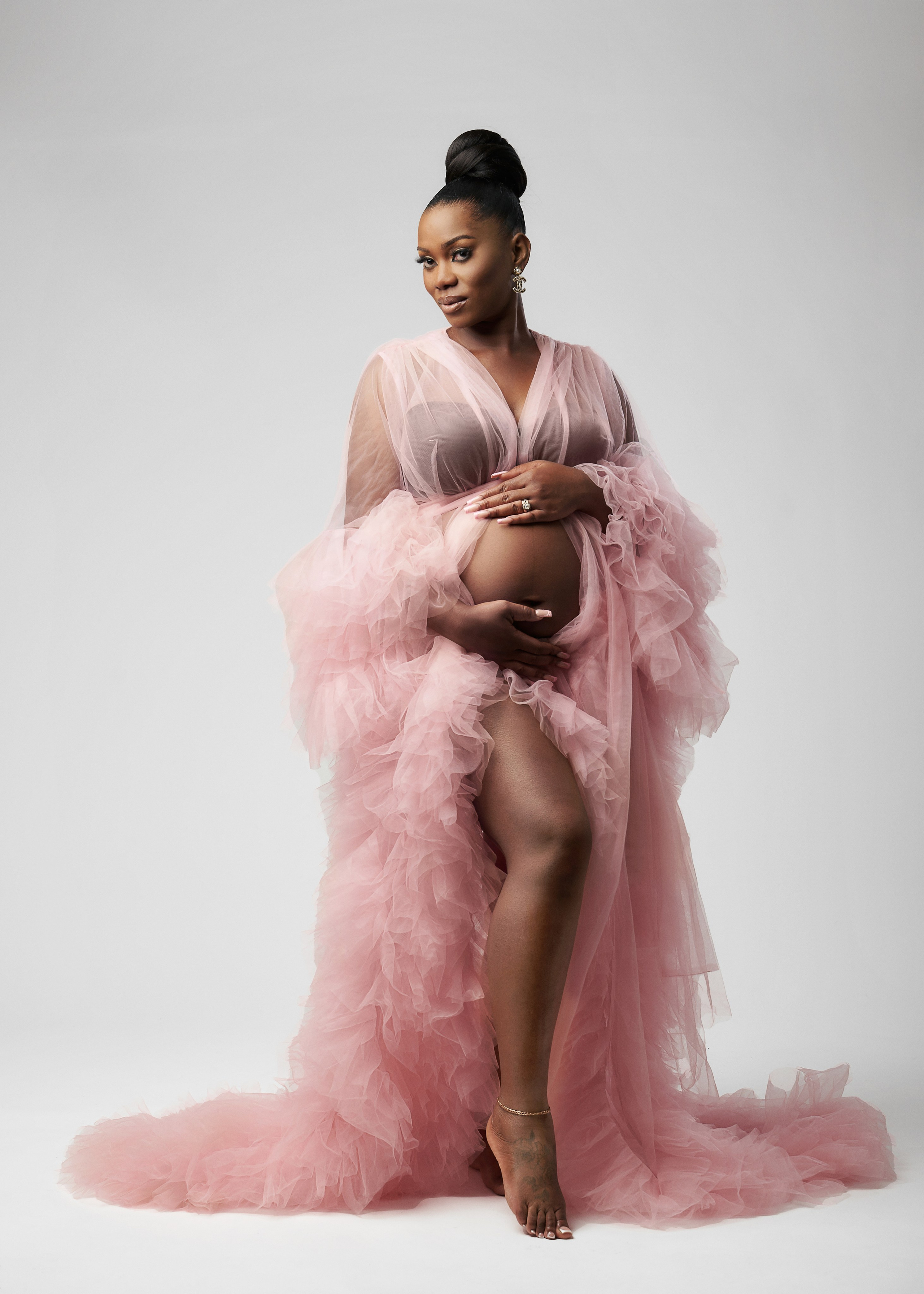 Pregnancy. Triple-A photo studio