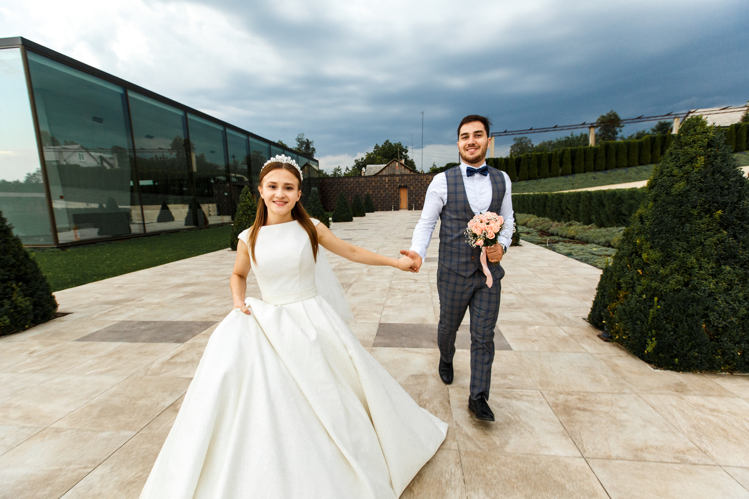 Denis & Nicoleta | Castel Mimi, Moldova. Dinumalancea.com — fotograf de nunta si familie. Moldova, Romania, UE