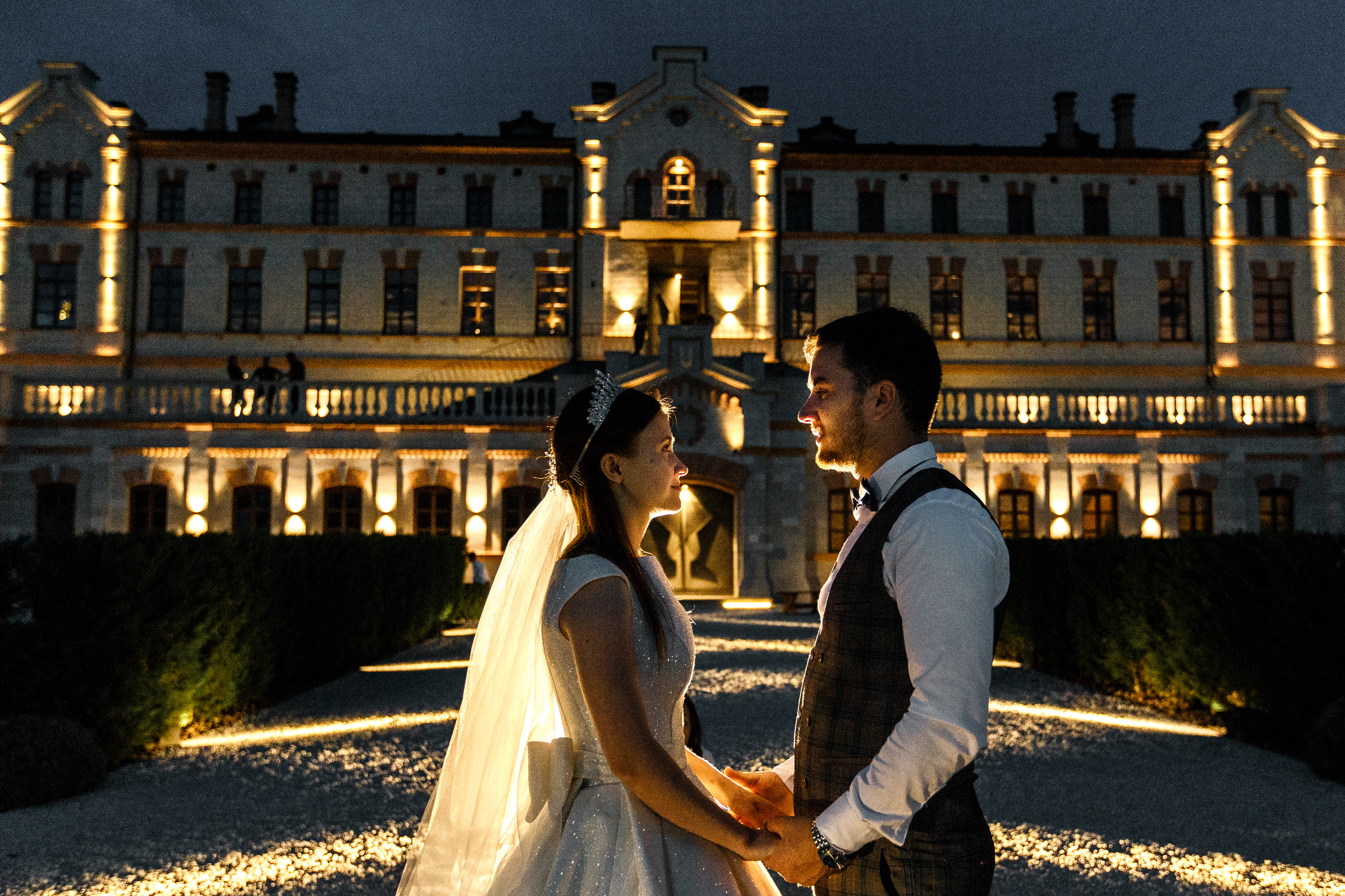 Denis & Nicoleta | Castel Mimi, Moldova. Dinumalancea.com — fotograf de nunta si familie. Moldova, Romania, UE