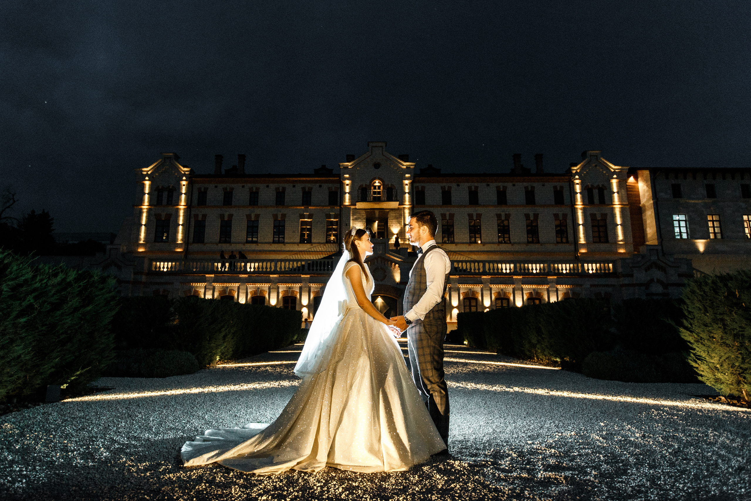 Denis & Nicoleta | Castel Mimi, Moldova. Dinumalancea.com — fotograf de nunta si familie. Moldova, Romania, UE