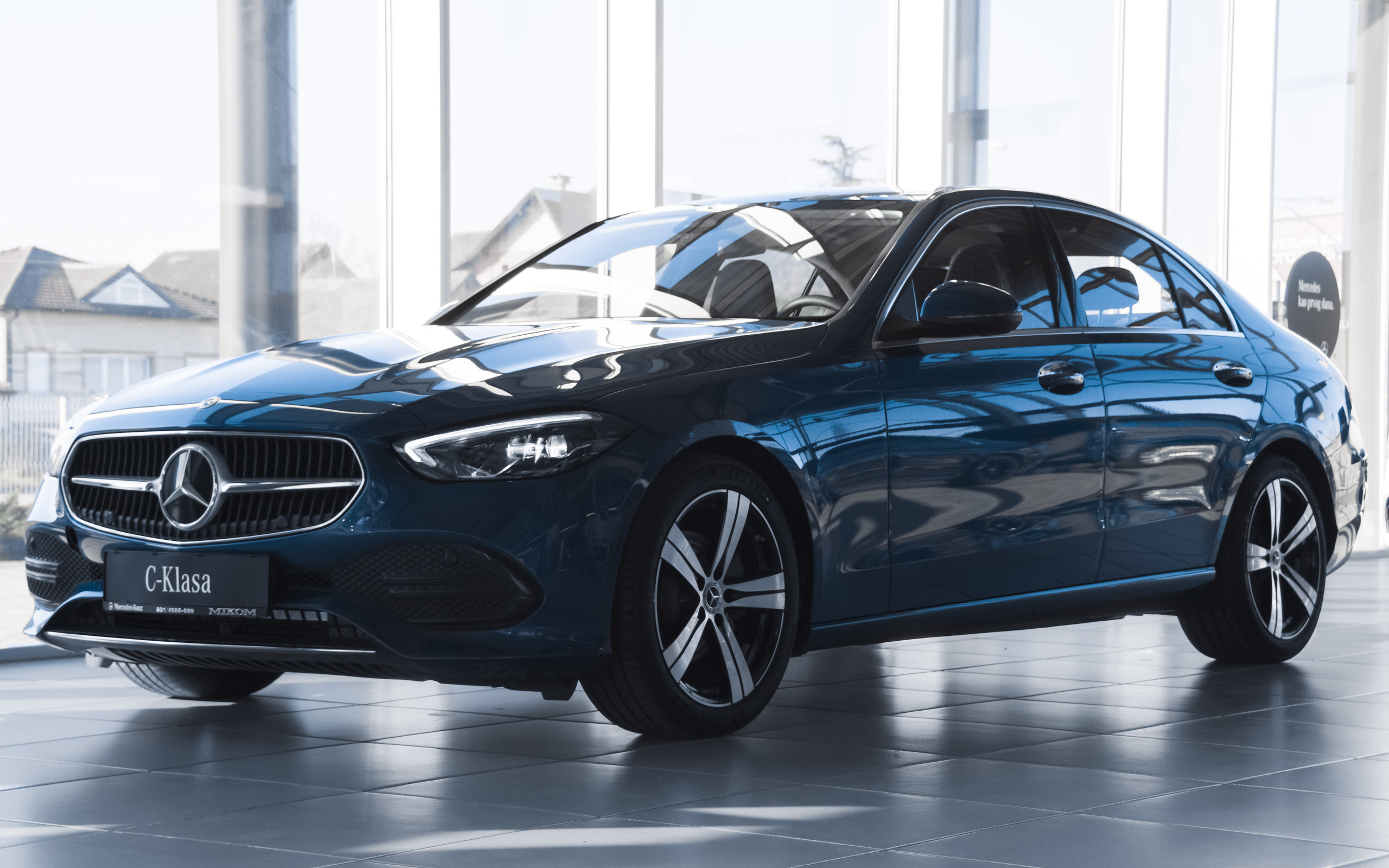 Autosaloni. Жуков Студио