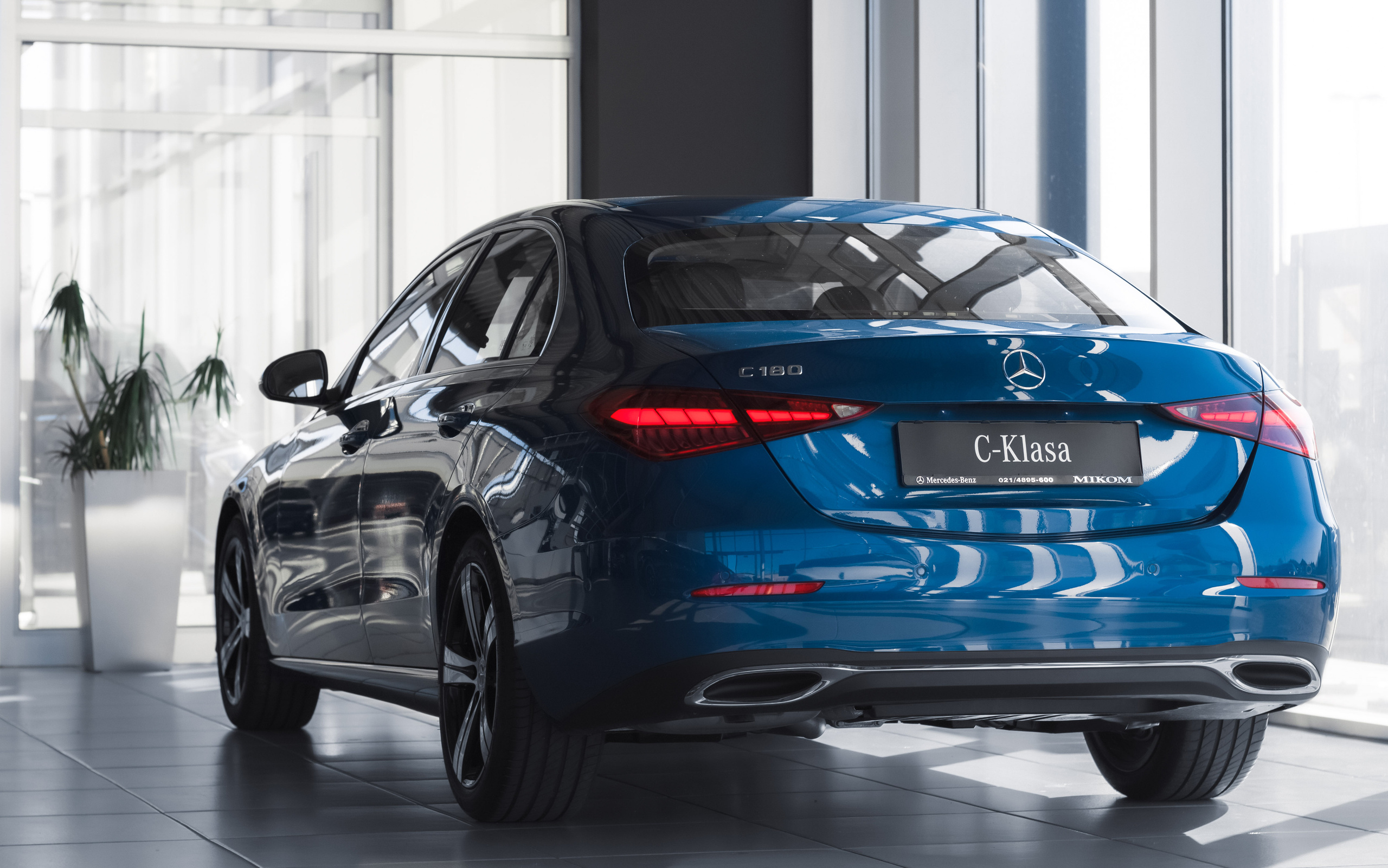 Autosaloni. Жуков Студио