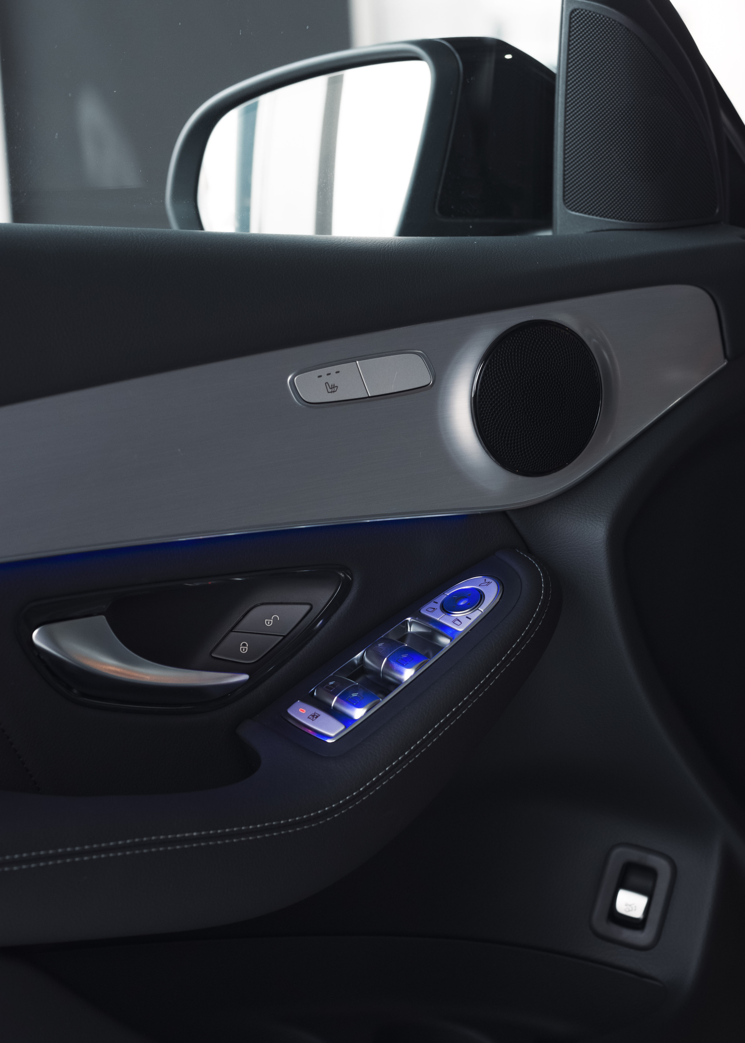 Autosaloni. Жуков Студио