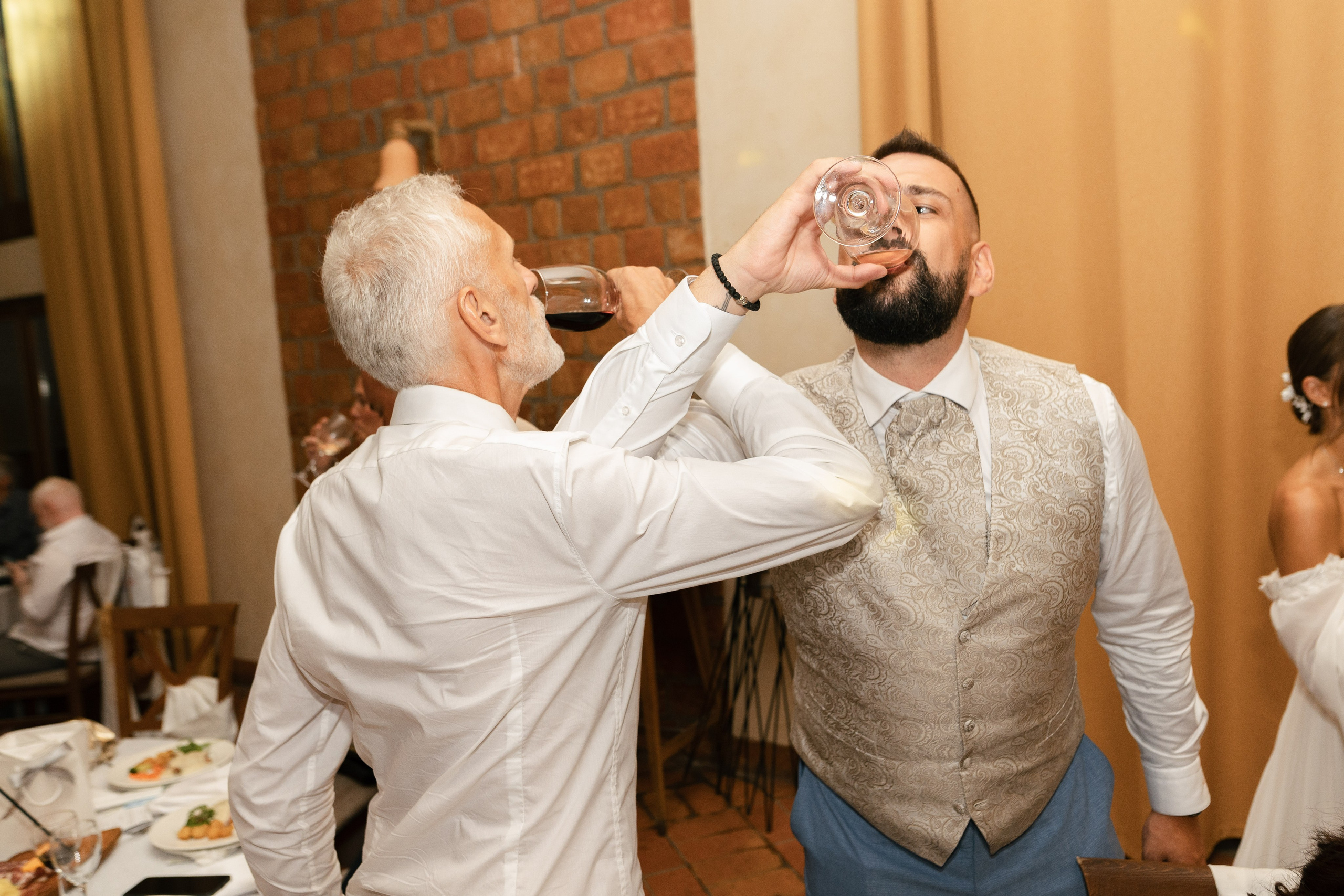 M&D|Between City Lights and Hidden Oasis. Black Sheep Produkcija| Wedding Photography and Wedding Films, based in Kragujevac, Europe / Fotograf i videograf, Kragujevac, Srbija