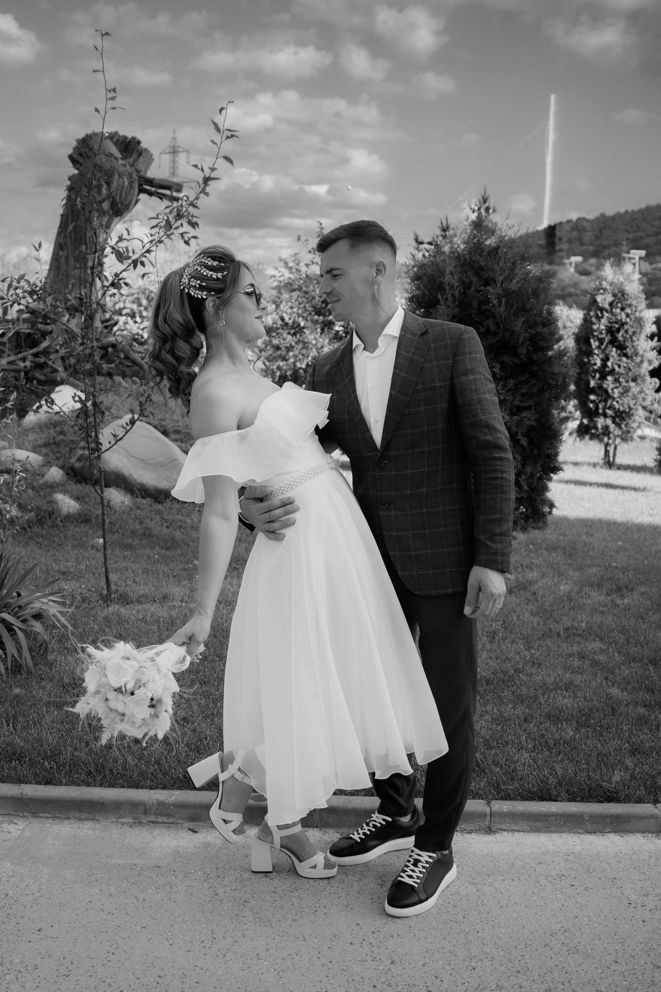 Oana & Vasile. Fotograf si videograf — evenimente si studio