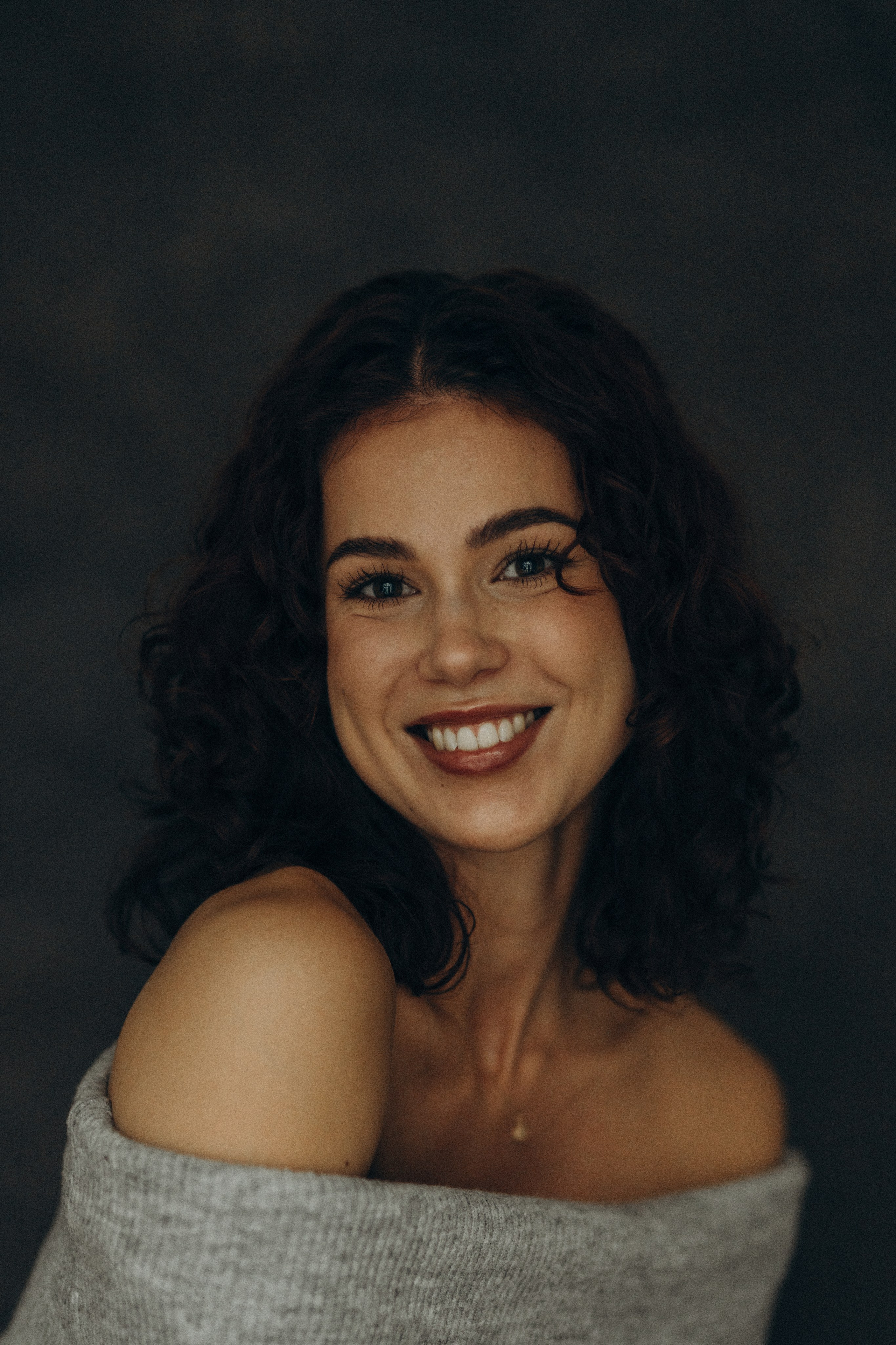 Edith. Wedding and portrait photographer in Helsinki Vickan O