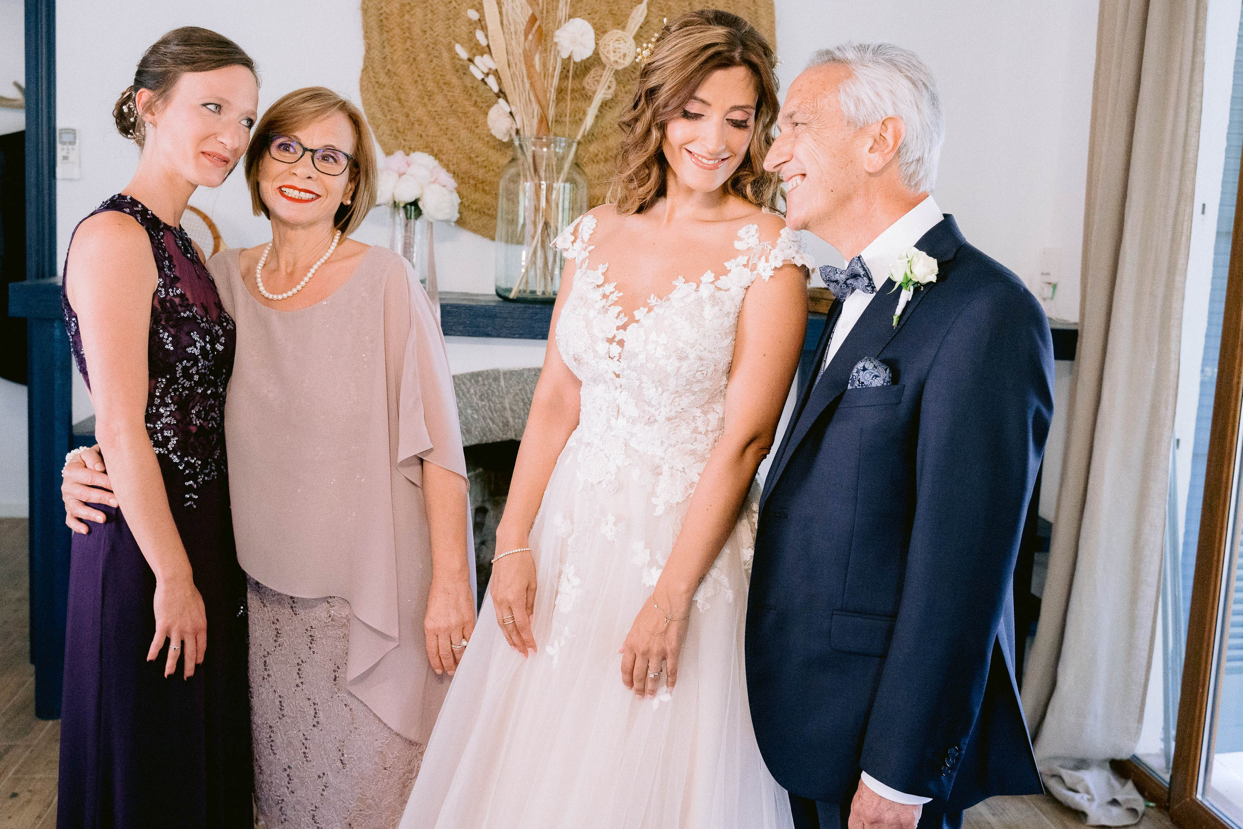 Wedding in Mallorca at Mhares Beach Club. Mallorca Wedding, Corporate & Social Photographer