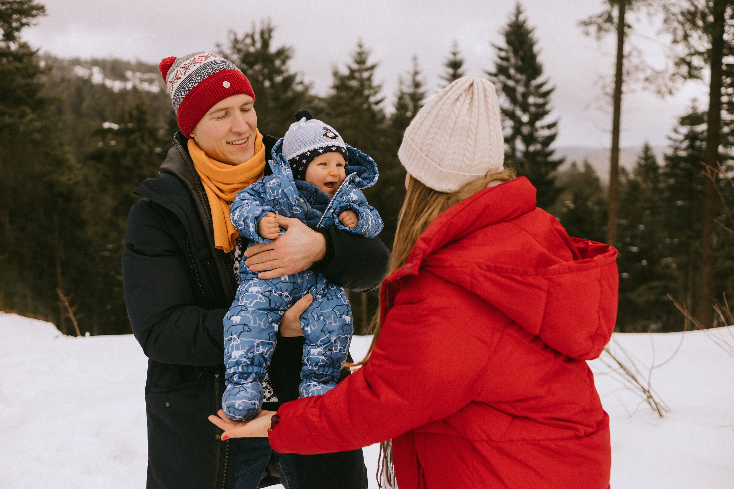 Семейная фотосессия в зимнем лесу. Maria Chistyakovа — Fotografin in Karlsruhe, Baden-Baden und Umgebung
