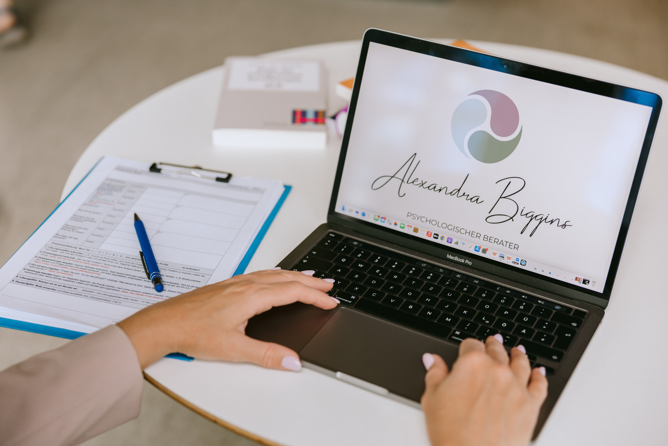 Psychologische Beraterin. Maria Chistyakovа — Fotografin in Karlsruhe, Baden-Baden und Umgebung