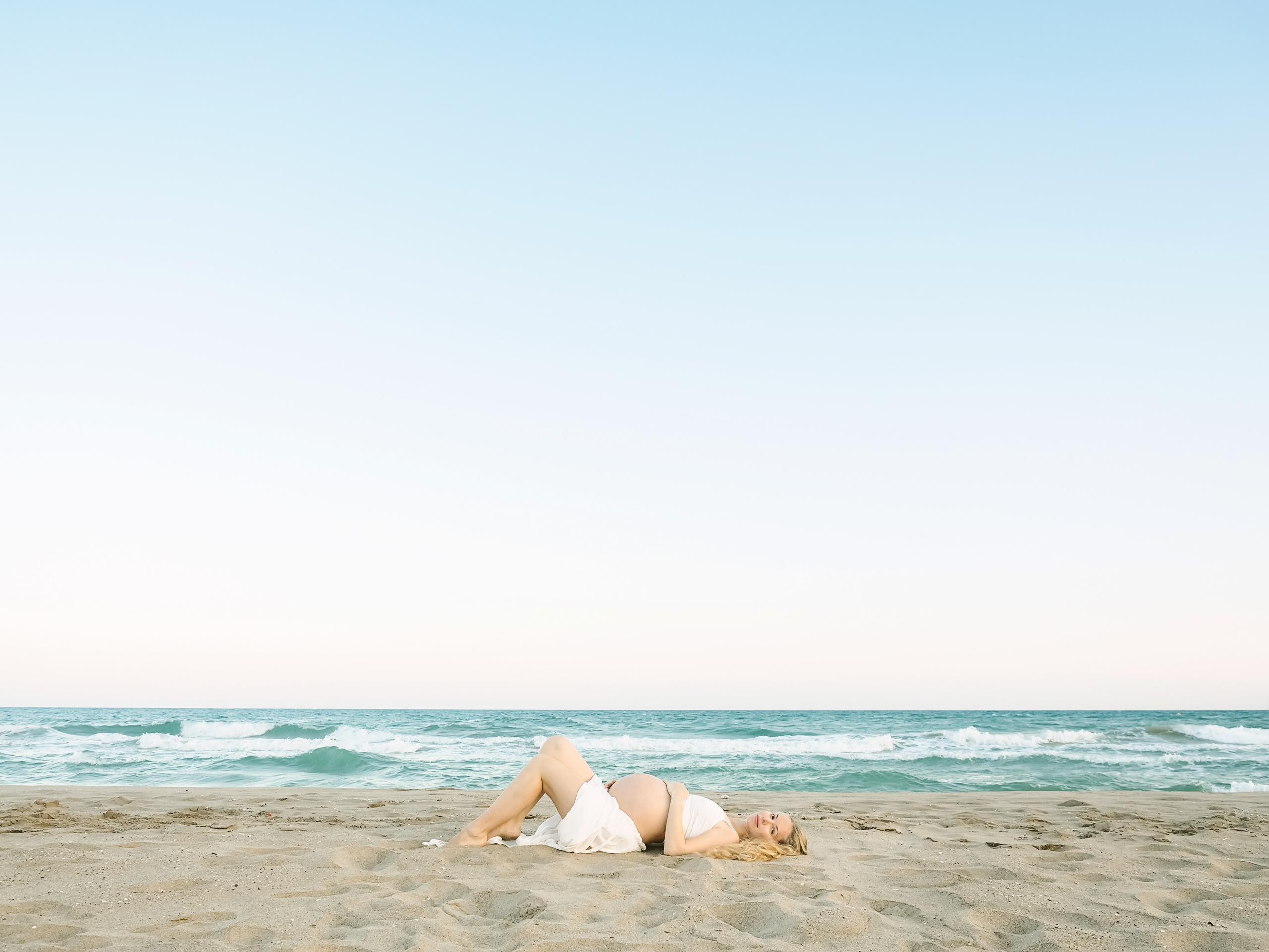 Anna. Destination photographer in Barcelona, Spain, Europe, Worldwide - Andr