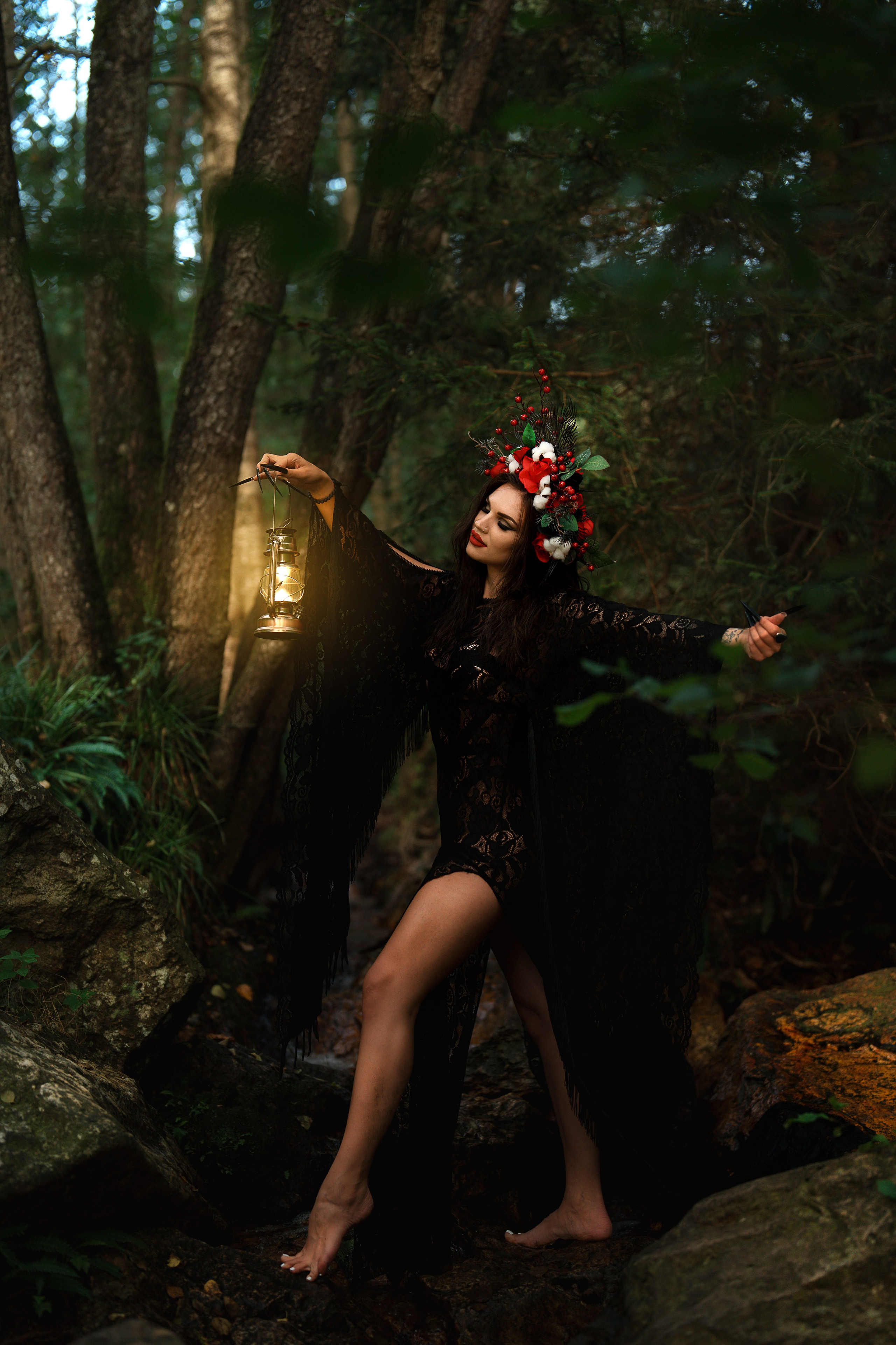 Witch at the lake. Family, Lifestyle and Portrait photograher in Trier, Germany